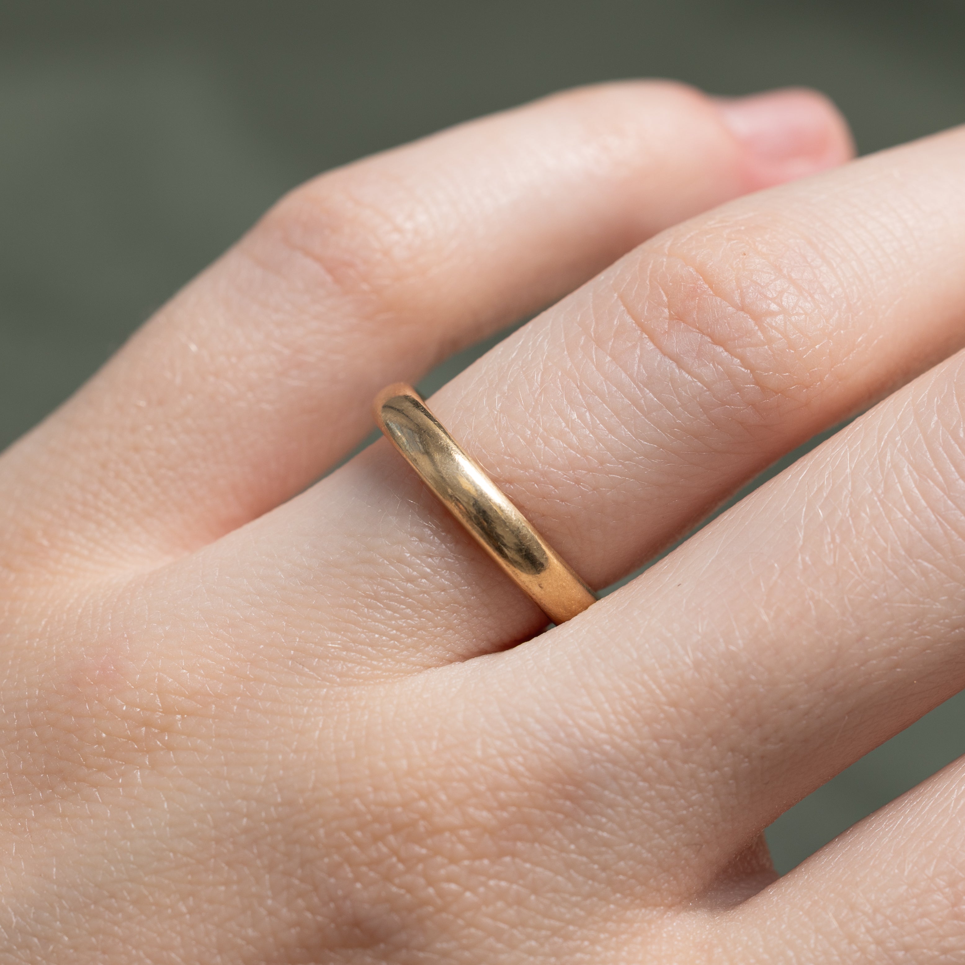 'Birks' 18k Yellow Gold Thin Band | 3mm | SZ 5.25