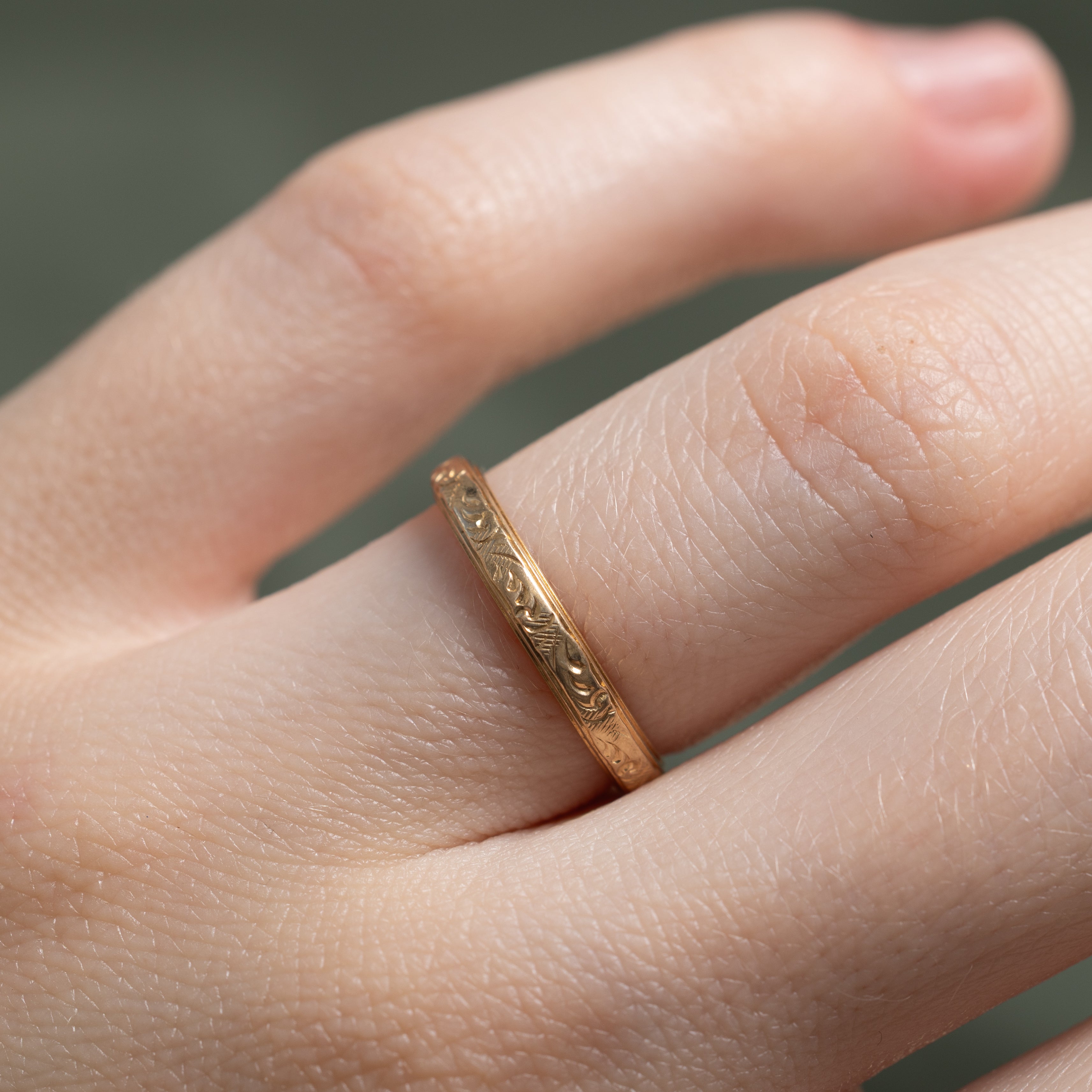 'Birks' 14k Yellow Gold Textured Band | SZ 5