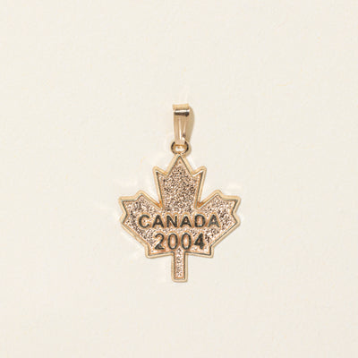 10k Yellow Gold 2004 Canada Maple Leaf Pendant