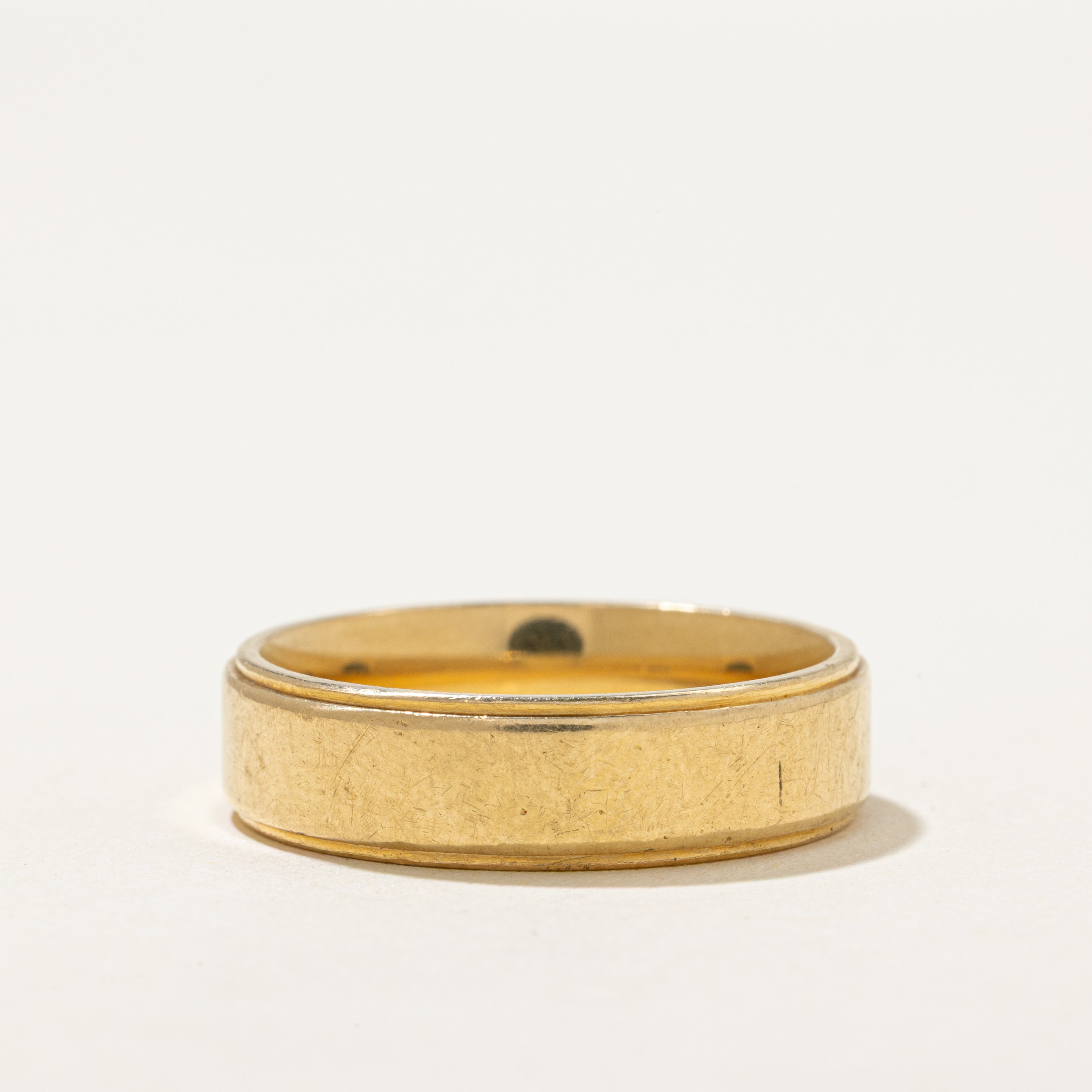 'Birks' 18k Yellow Gold Grooved Band | SZ 9.5