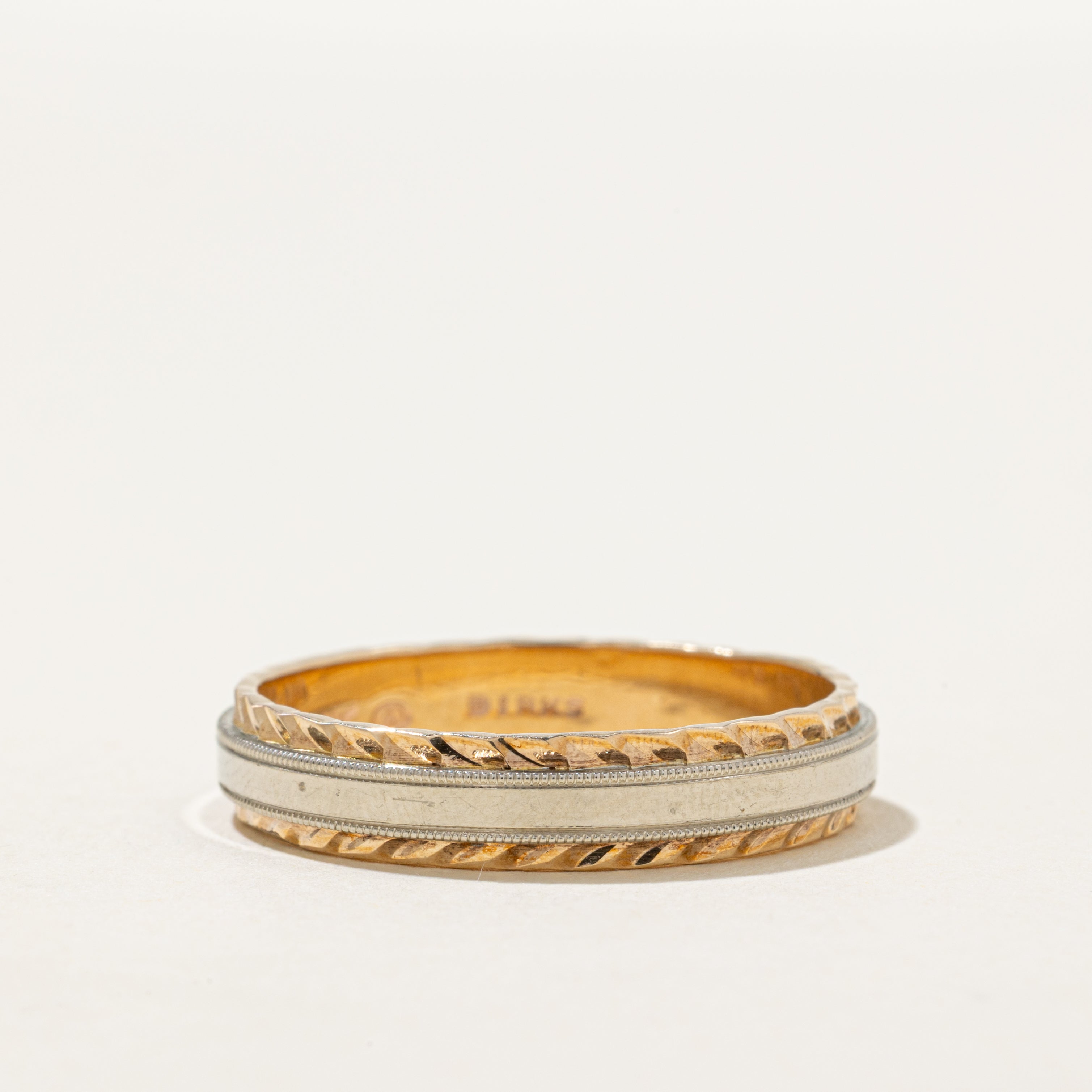 Bague Birks en or bicolore 10 carats, ornée de millegrains et de feuilles | 5 mm | Taille 12,25
