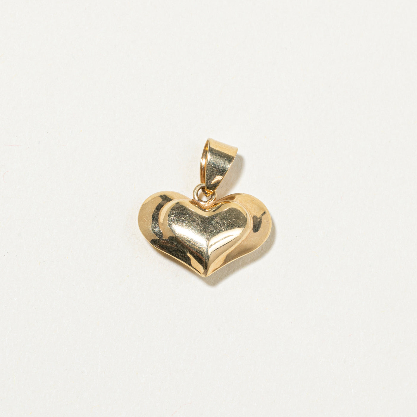18k Yellow Gold Textured Puffed Heart Pendant