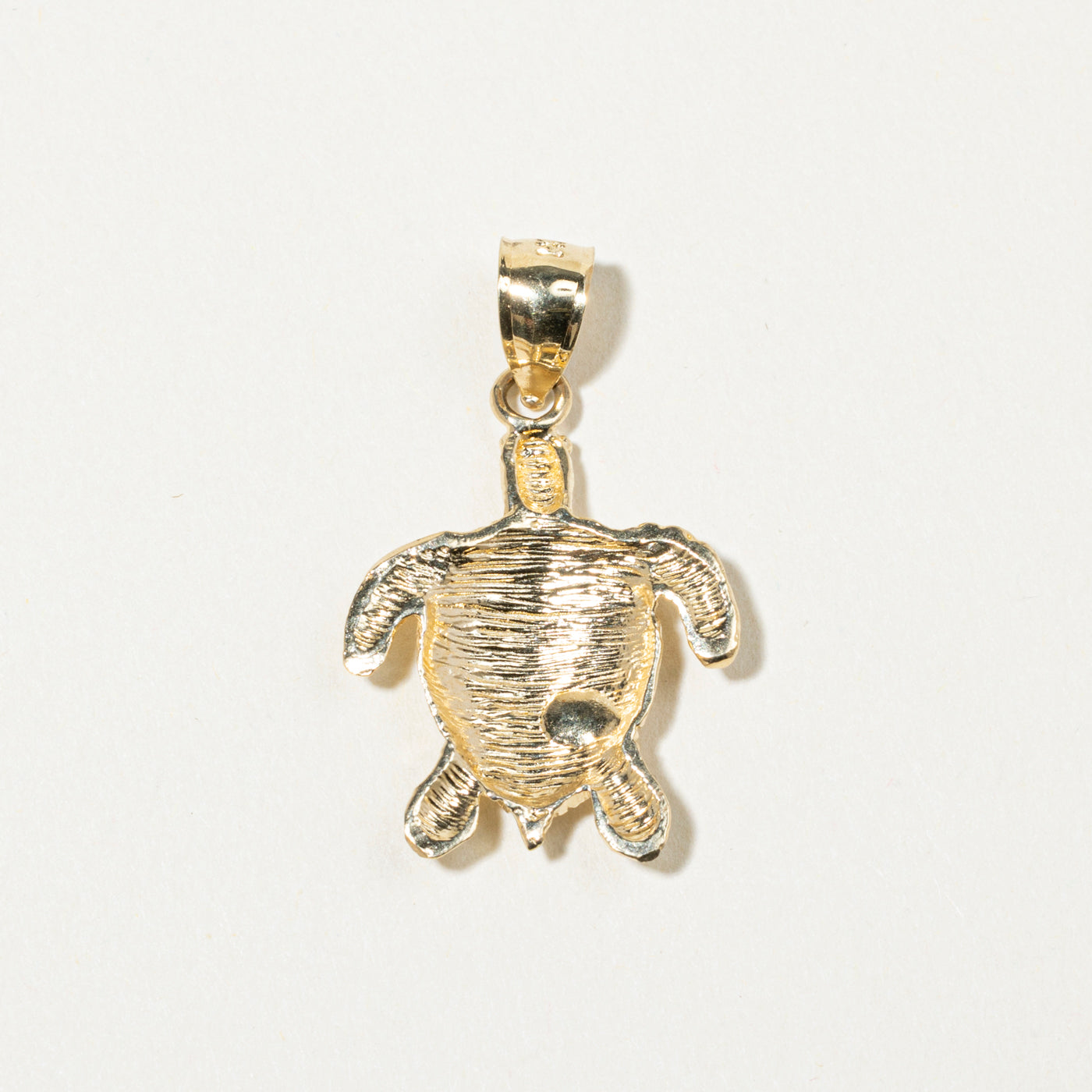 14k Yellow Gold Turtle Pendant