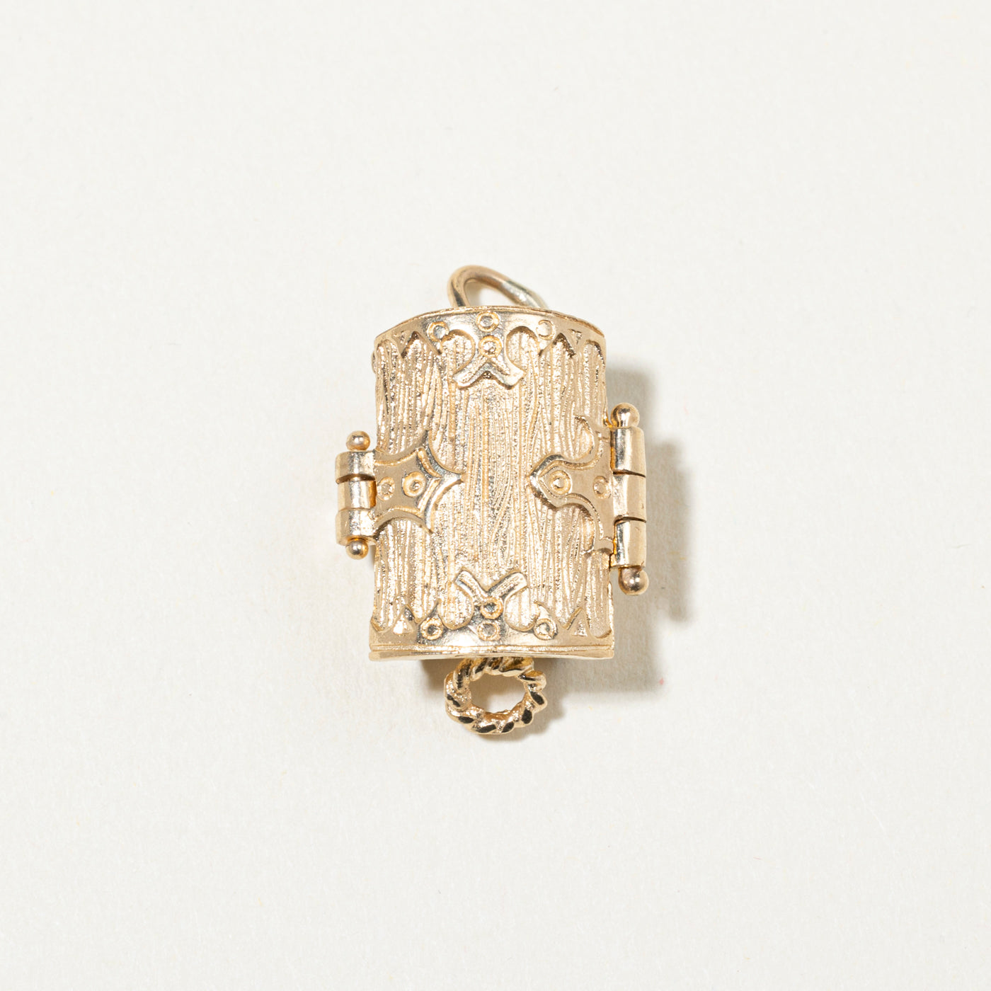 10k Yellow Gold Treasure Chest Charm