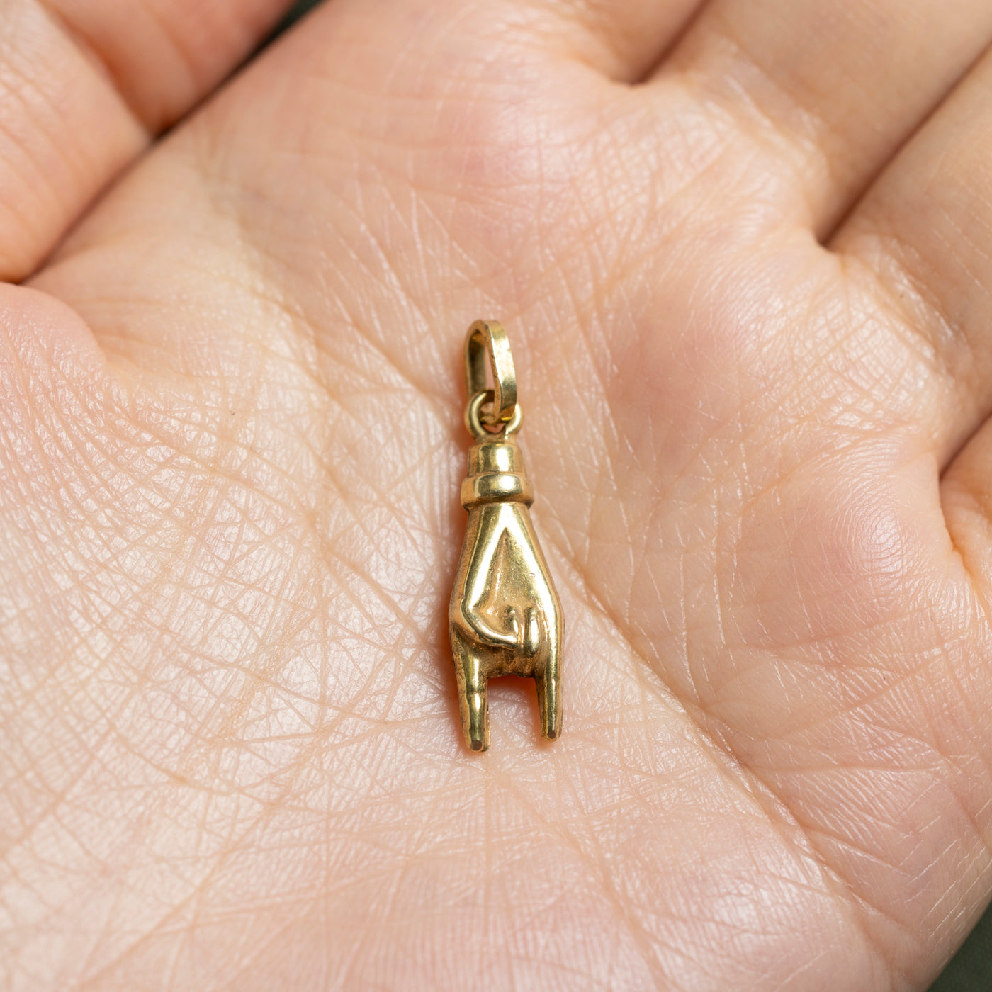 18k Yellow Gold Rock On Charm