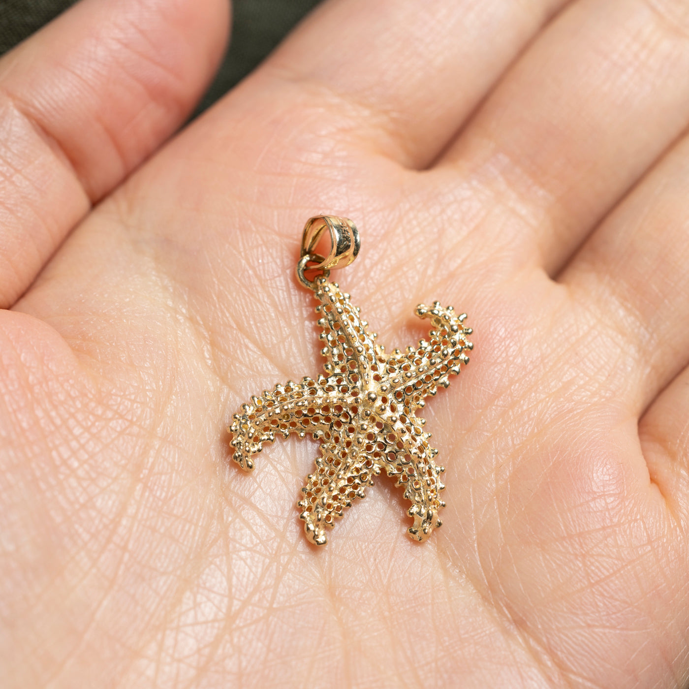 14k Yellow Gold Starfish Pendant