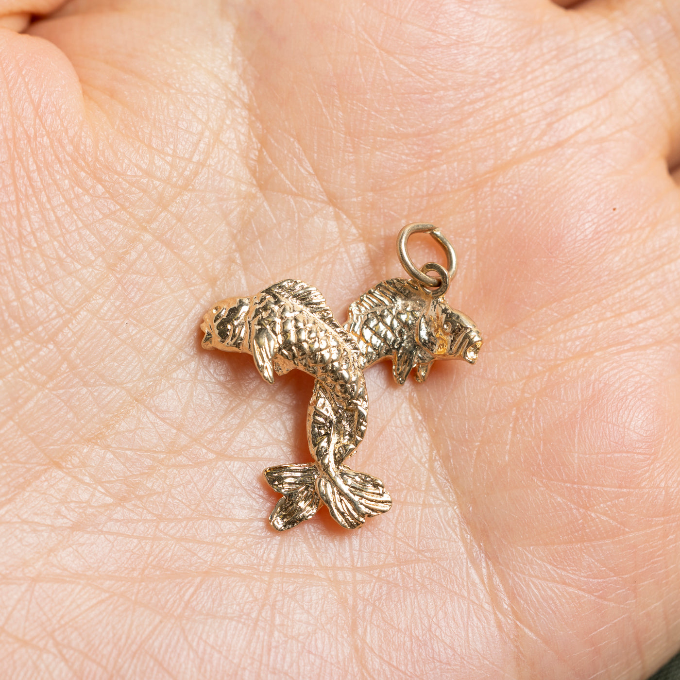 10k Yellow Gold Pisces Charm