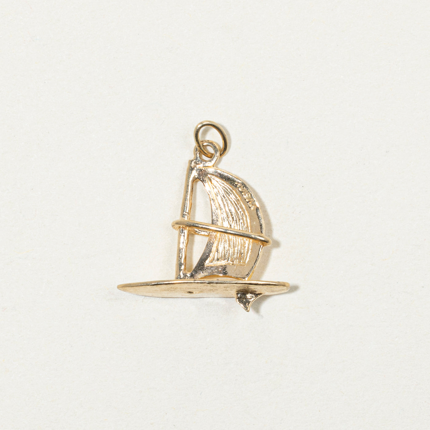 10k Yellow Gold Windsurfing Board Charm