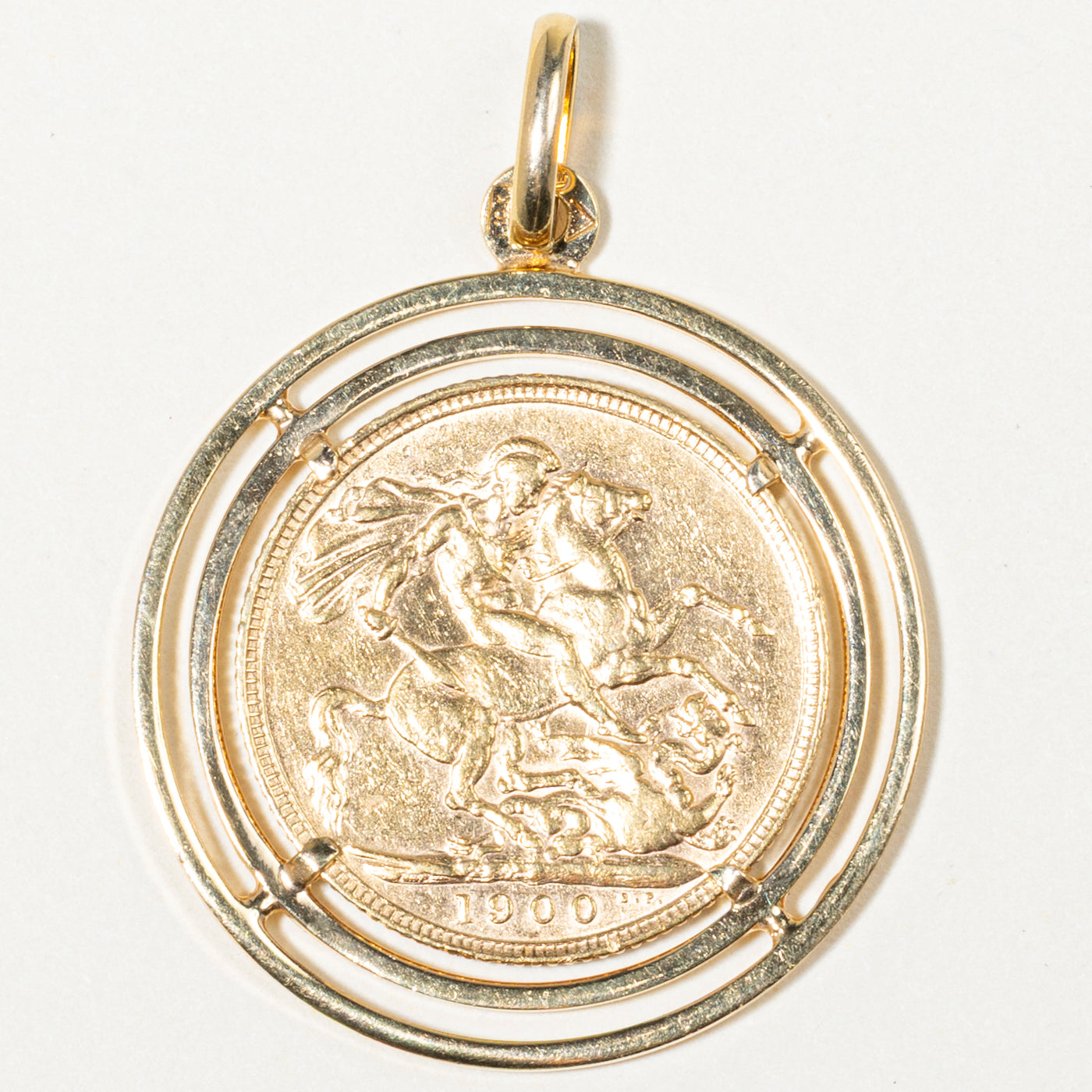1900 'St. George Slaying the Dragon' 22k Sovereign Coin Pendant