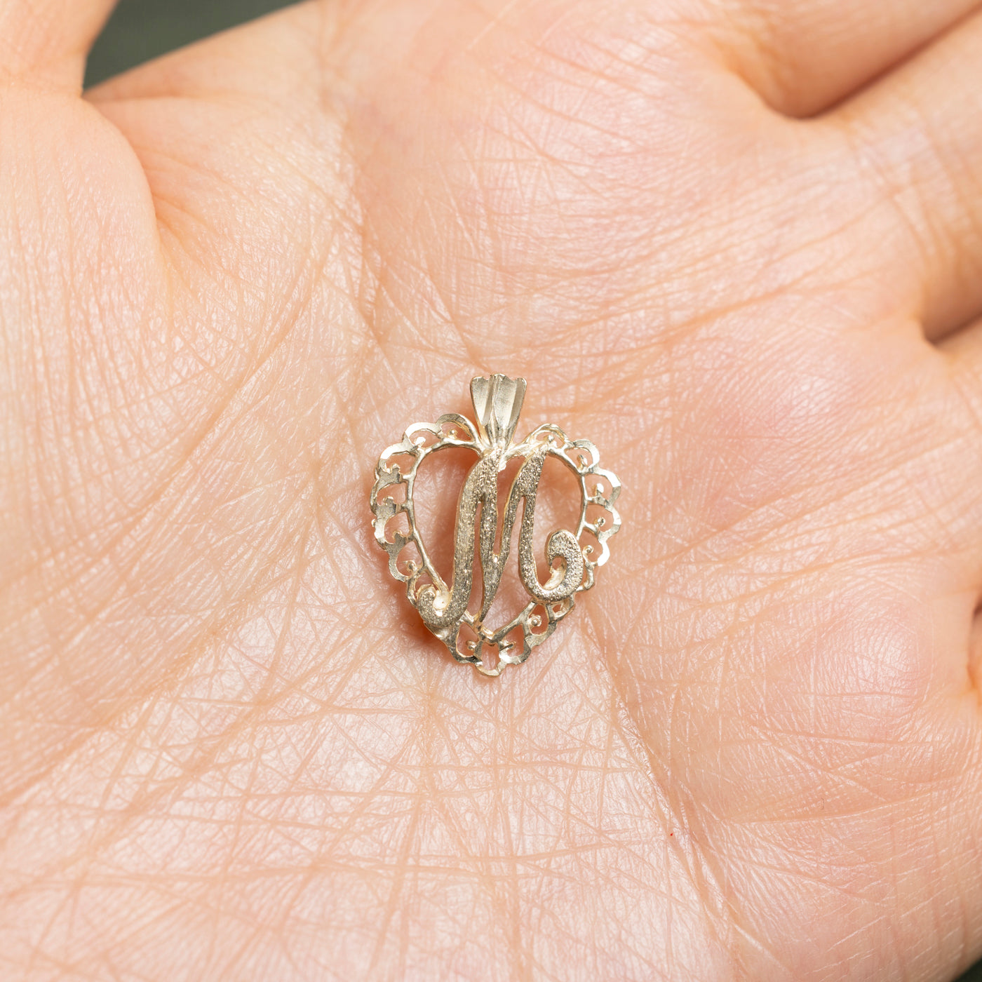 10k Yellow Gold "M" Heart Initial Charm