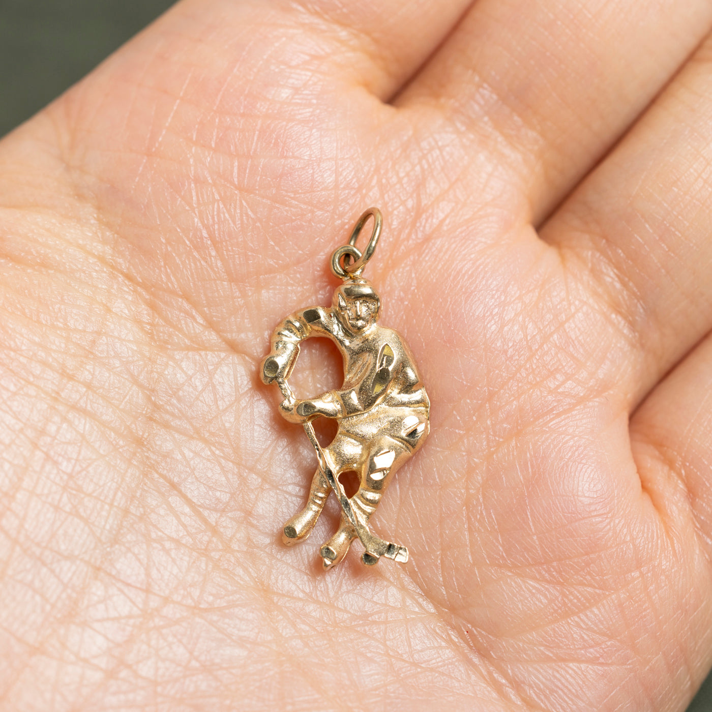 10k Yellow Gold Hockey Player Charm