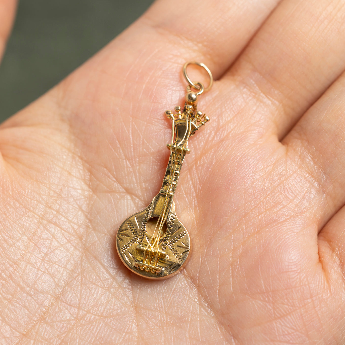 19k Yellow Gold Mandolin Charm