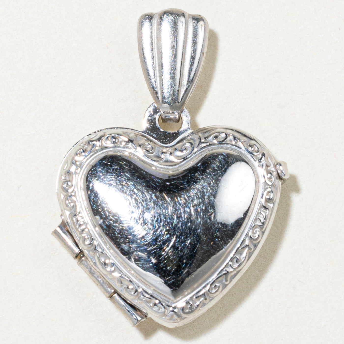 14k White Gold Puffed Heart Locket