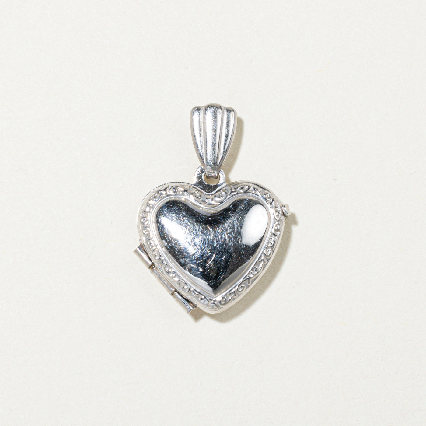 14k White Gold Puffed Heart Locket