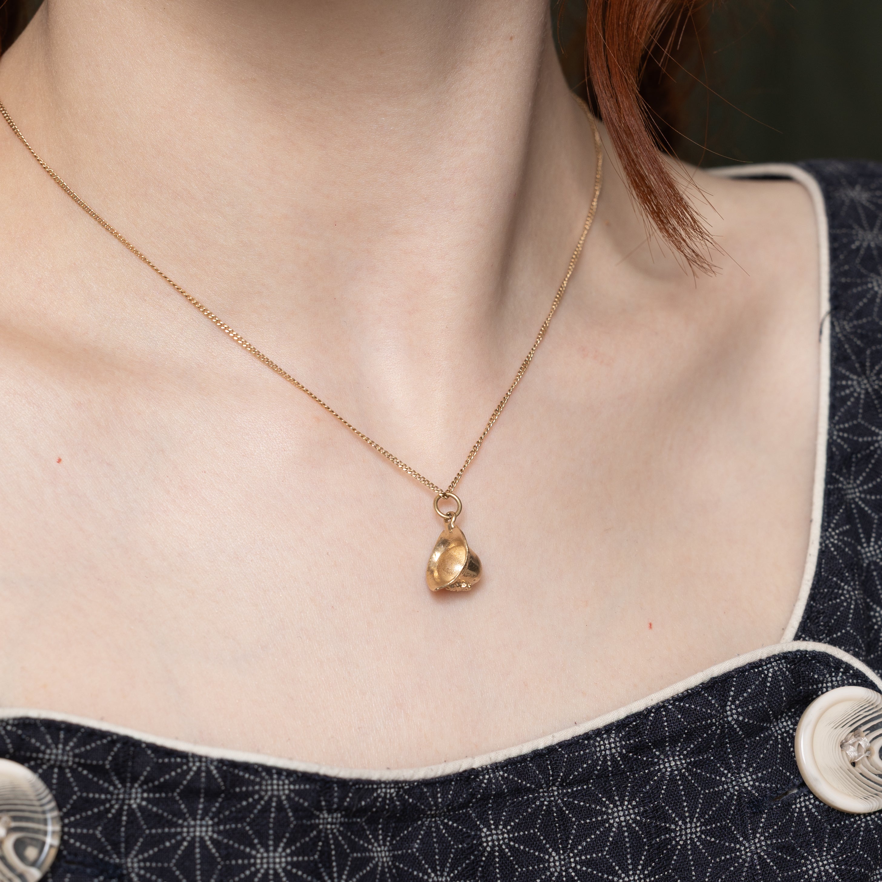 1979 Birmingham 9k Yellow Gold Custodian Helmet Charm