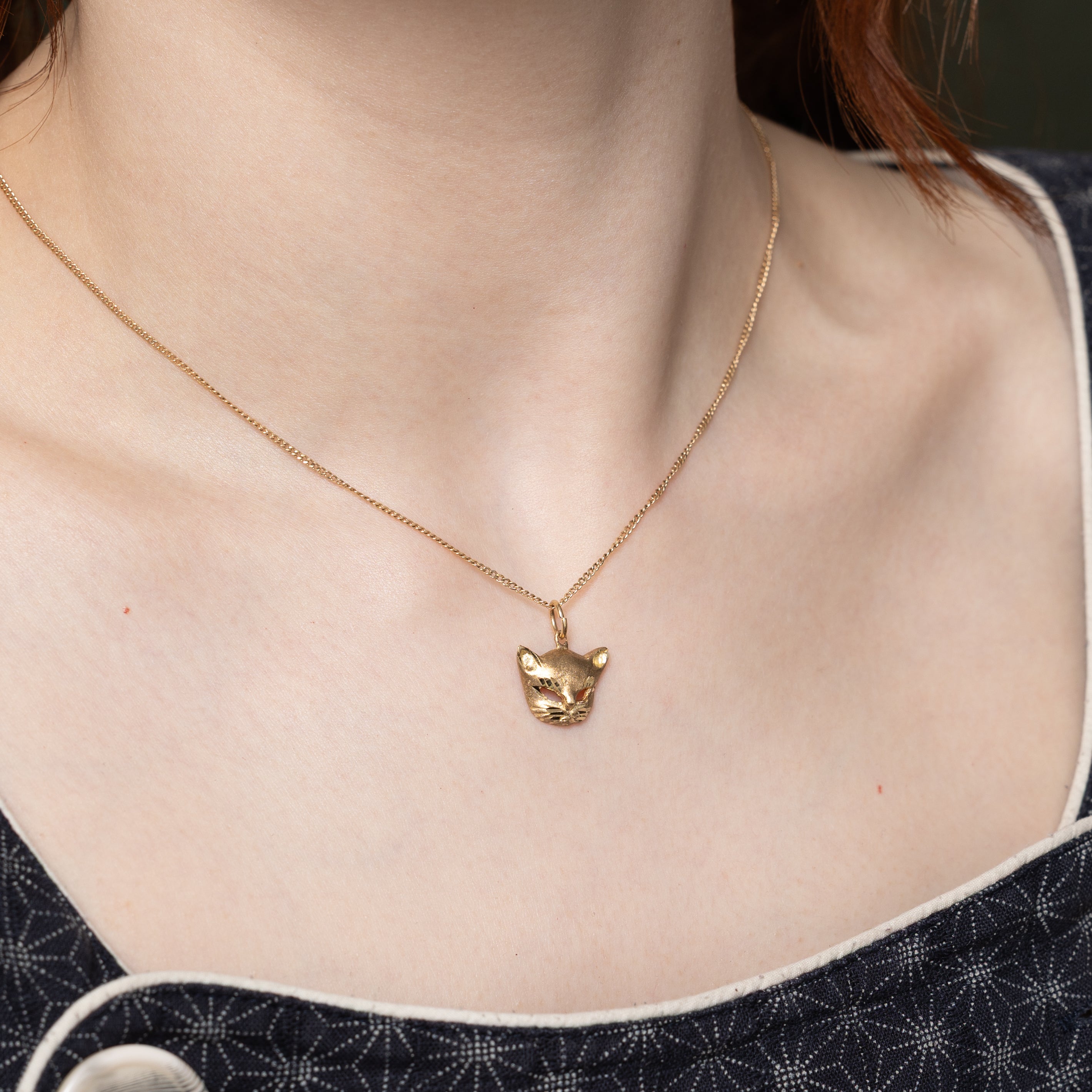 10k Yellow Gold Cat Mask Charm