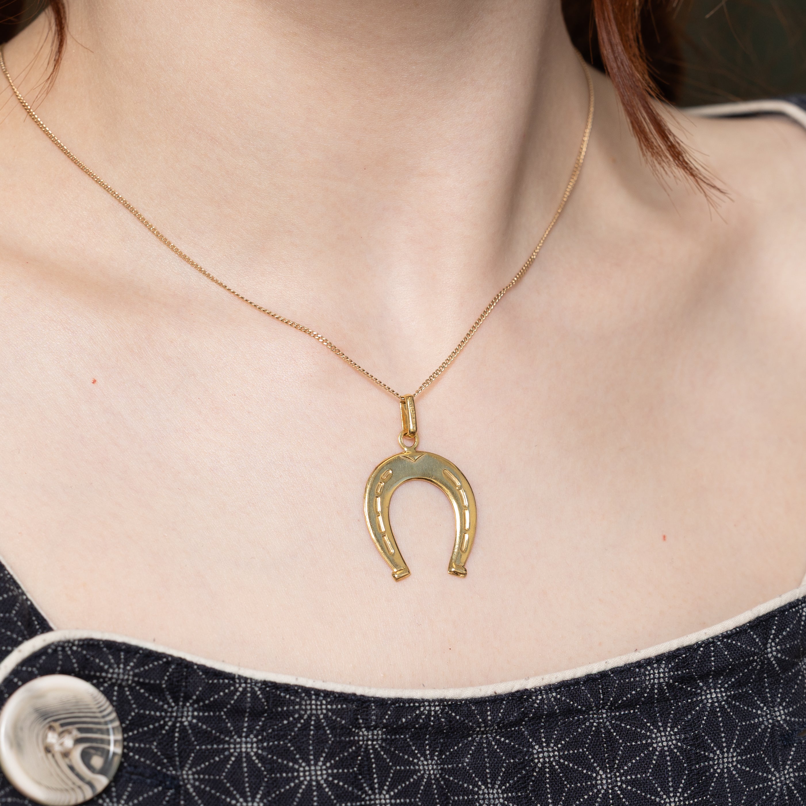 18k Yellow Gold Horseshoe Pendant