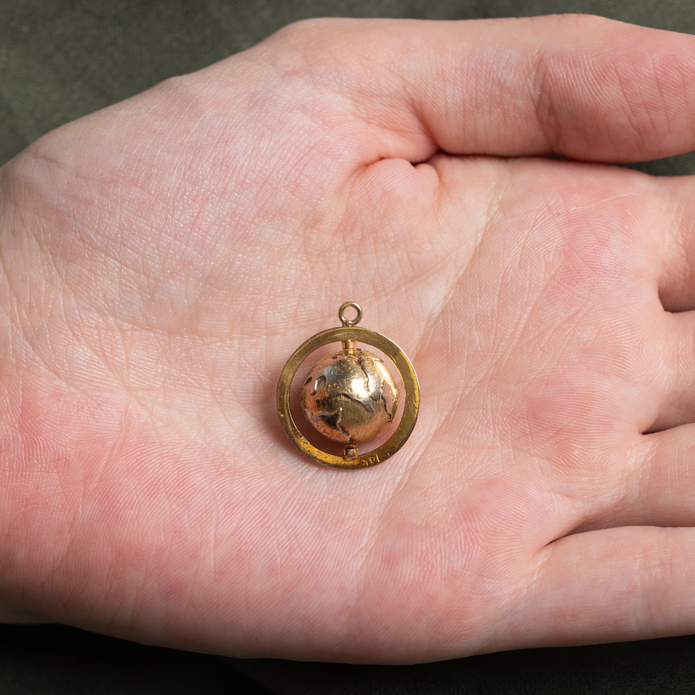 14k Yellow Gold Globe Charm