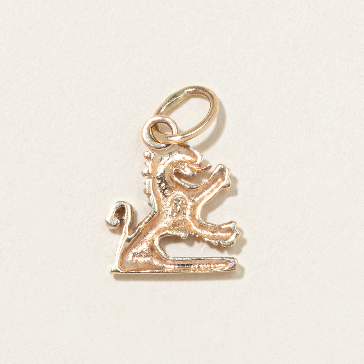 10k Yellow Gold Sejant-Rampant Lion Charm