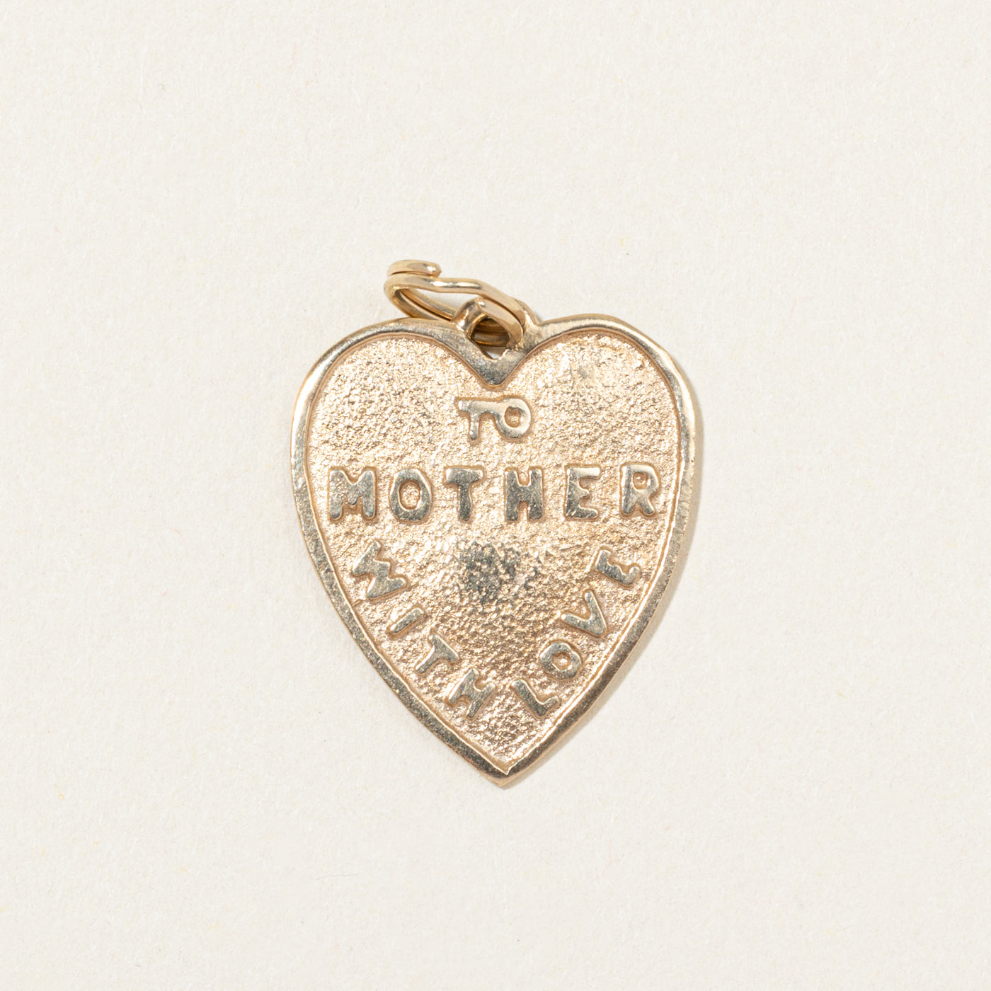 Breloque cœur en or jaune 10 carats « À maman avec amour »