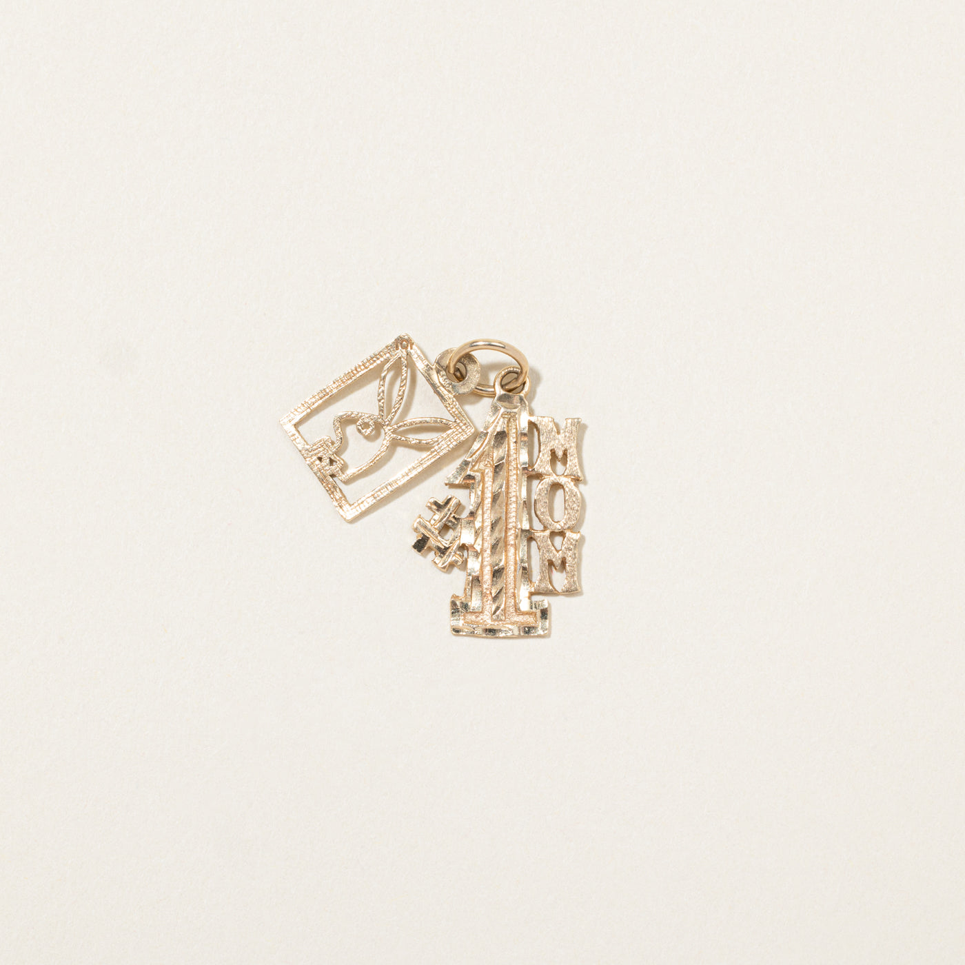 Breloque « Maman n° 1 » en or jaune 10 carats