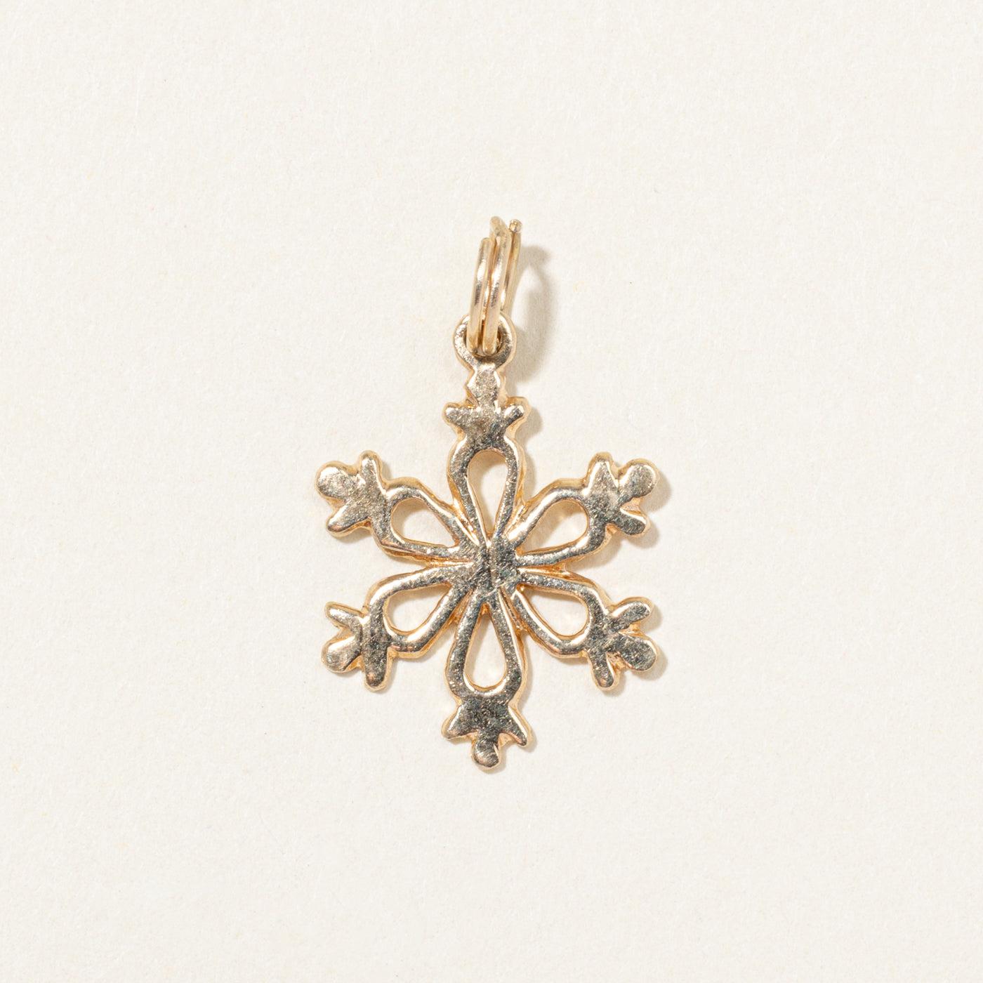 Breloque flocon de neige en or jaune 10 carats