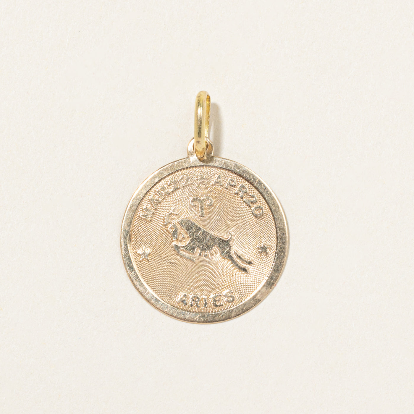 Breloque Bélier en or jaune 14 carats