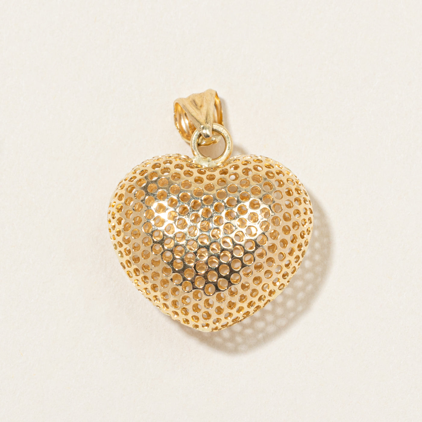17k Yellow Gold Perforated Puffed Heart Pendant