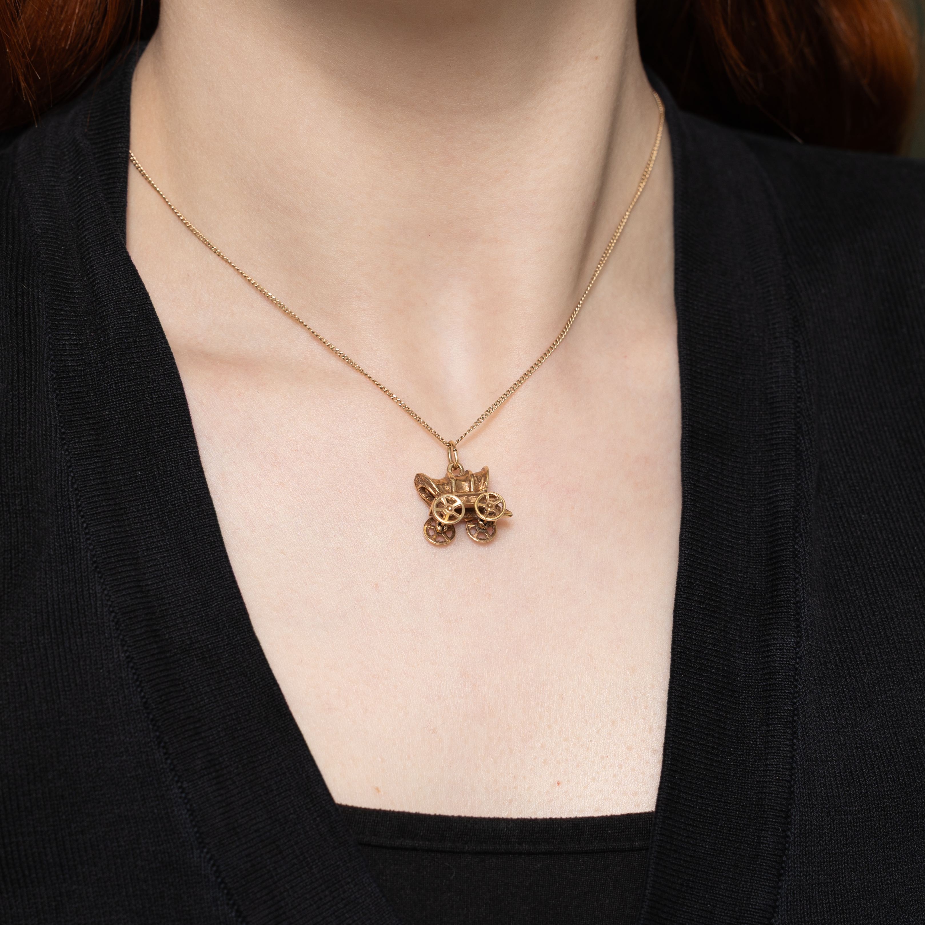 10k Yellow Gold Covered Wagon Charm