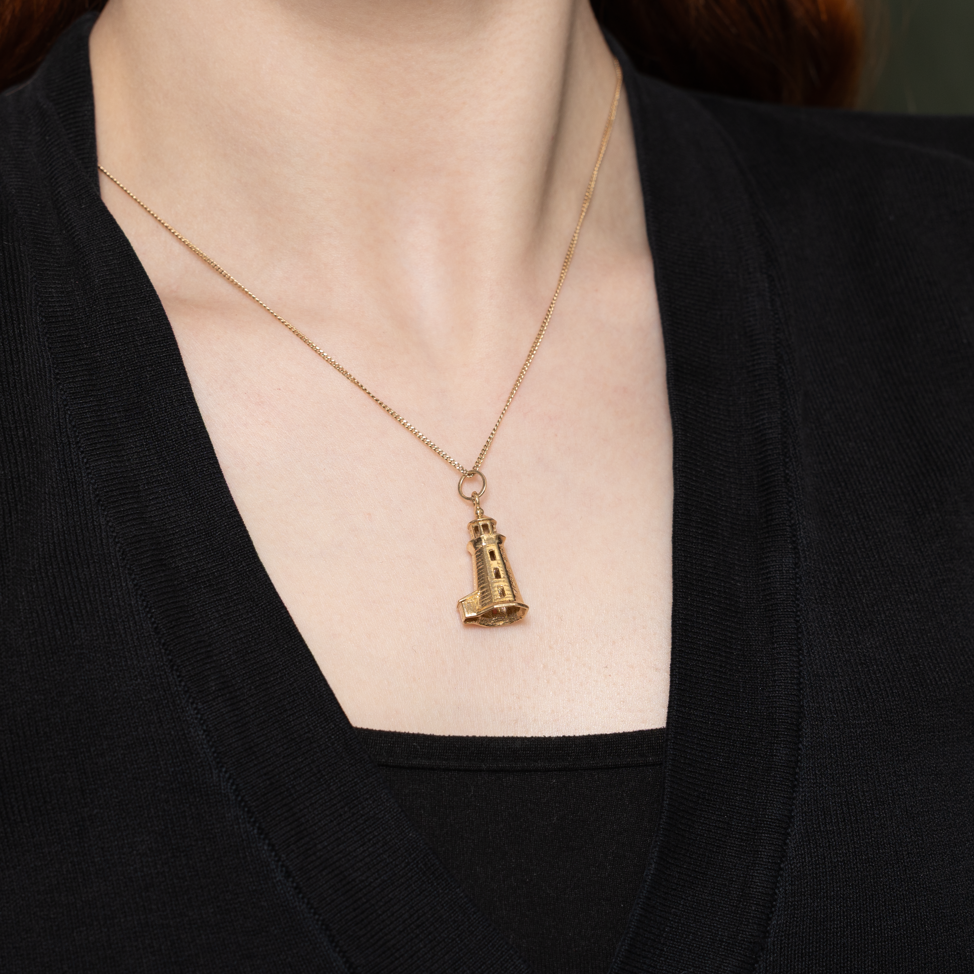 Breloque phare de Peggy's Cove en or jaune 10 carats