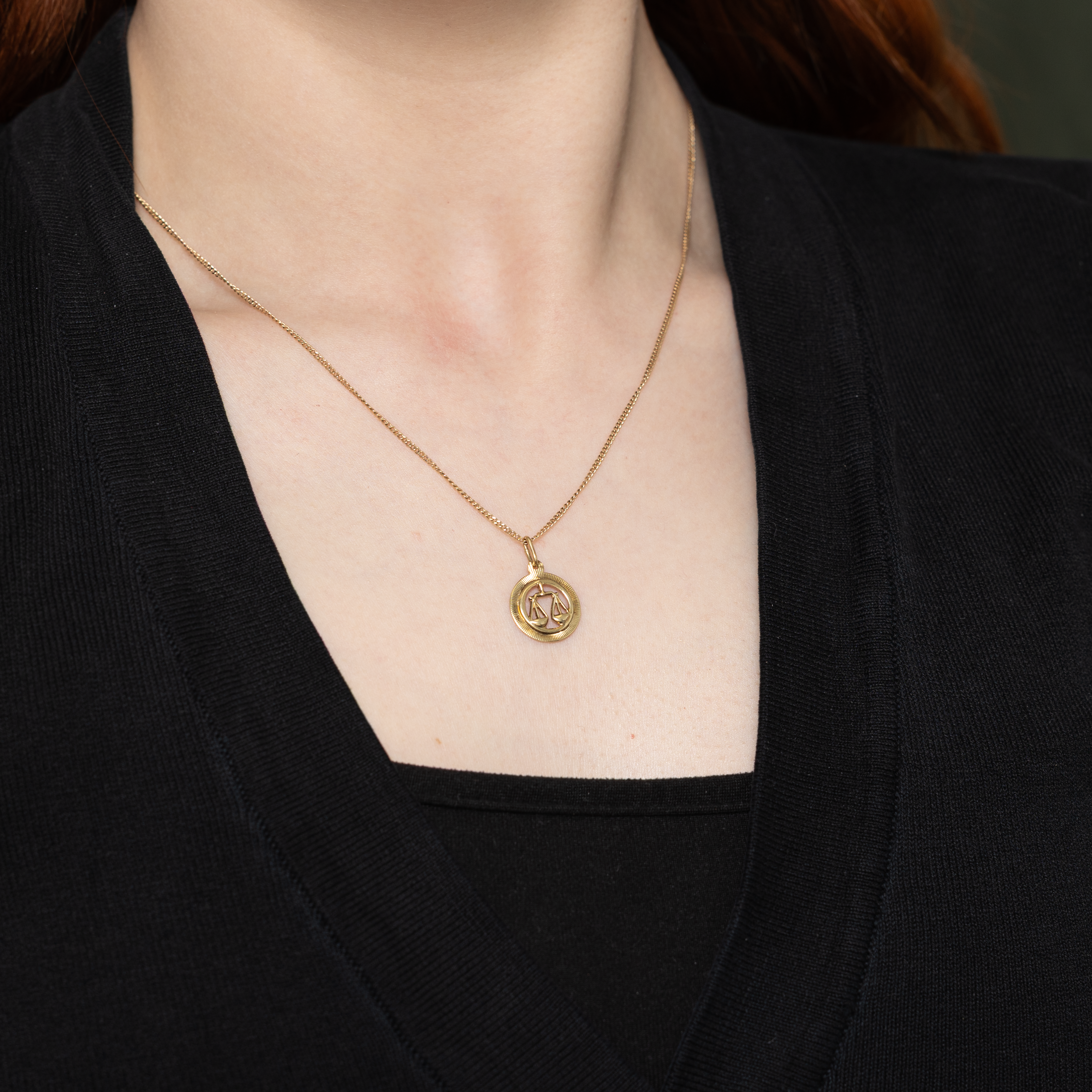 Breloque Balance en or jaune 14 carats