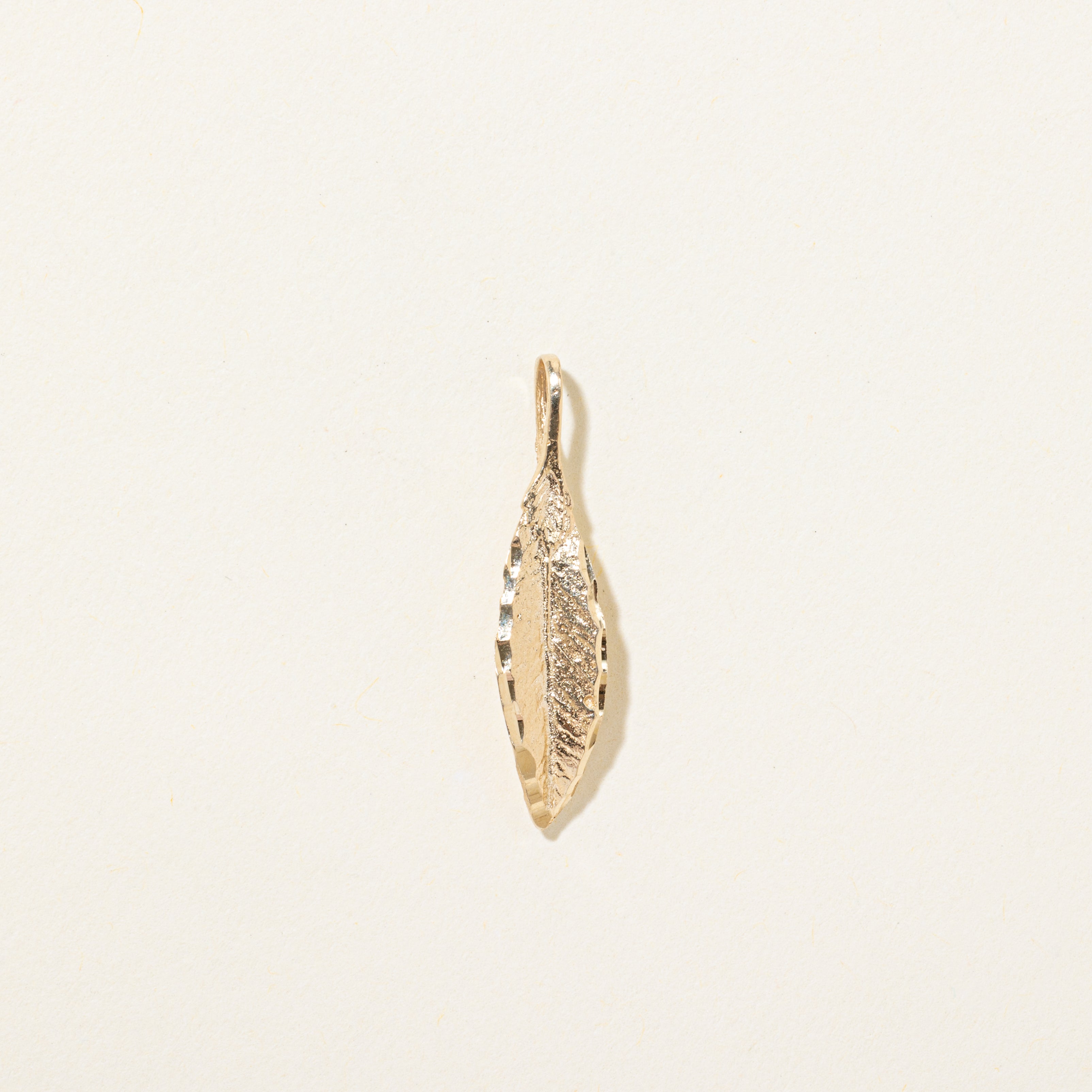 10k Yellow Gold Engraved Leaf Pendant