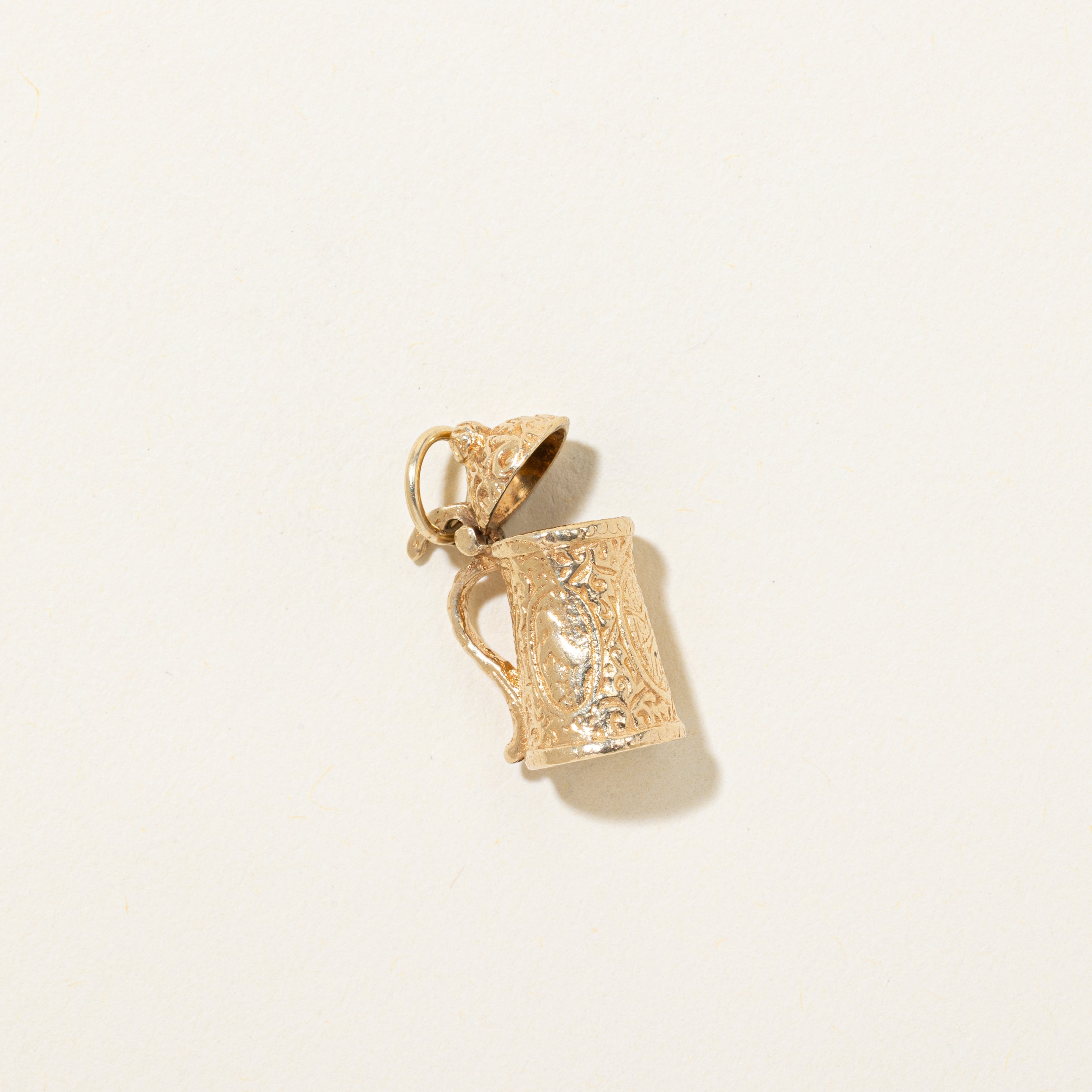 14k Yellow Gold Textured Beer Stein Charm