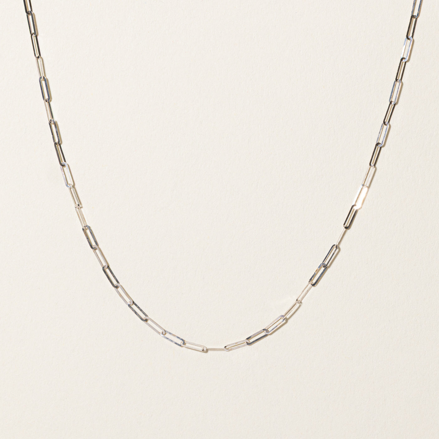 18k White Gold Paperclip Chain | 18"