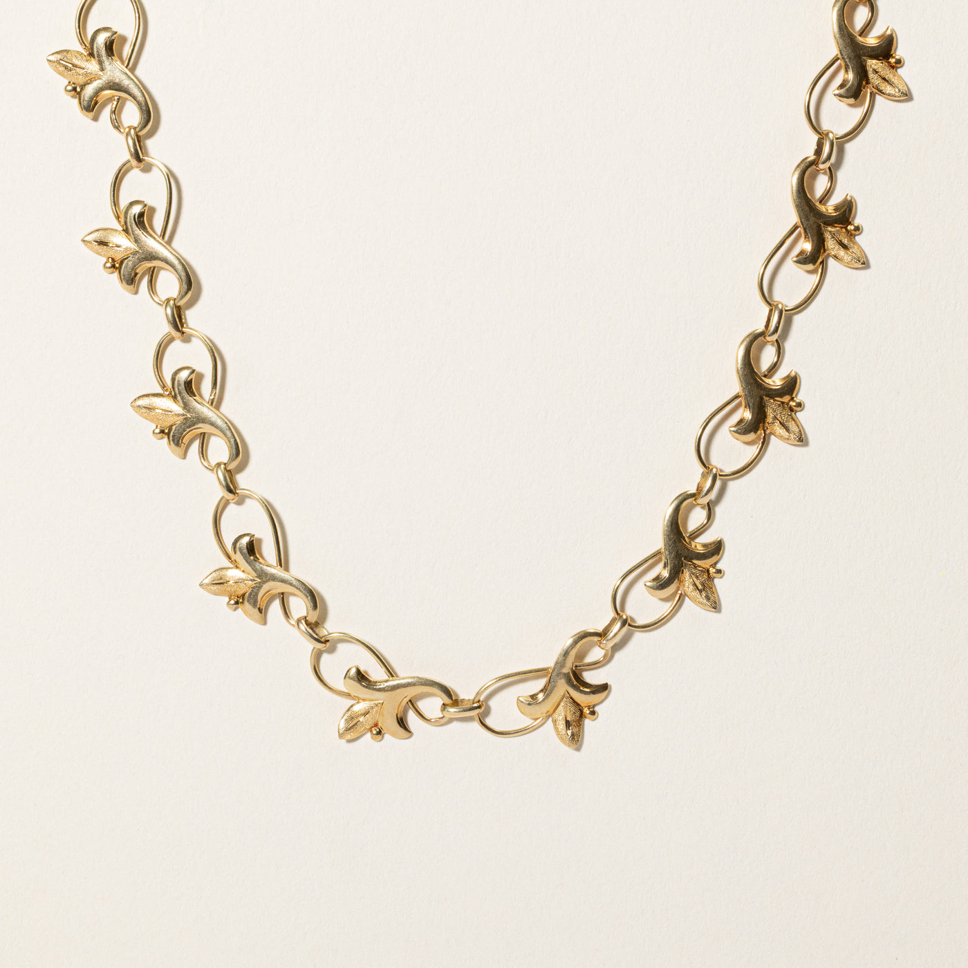 14k Yellow Gold Scrollwork Chain Necklace | 18.75"