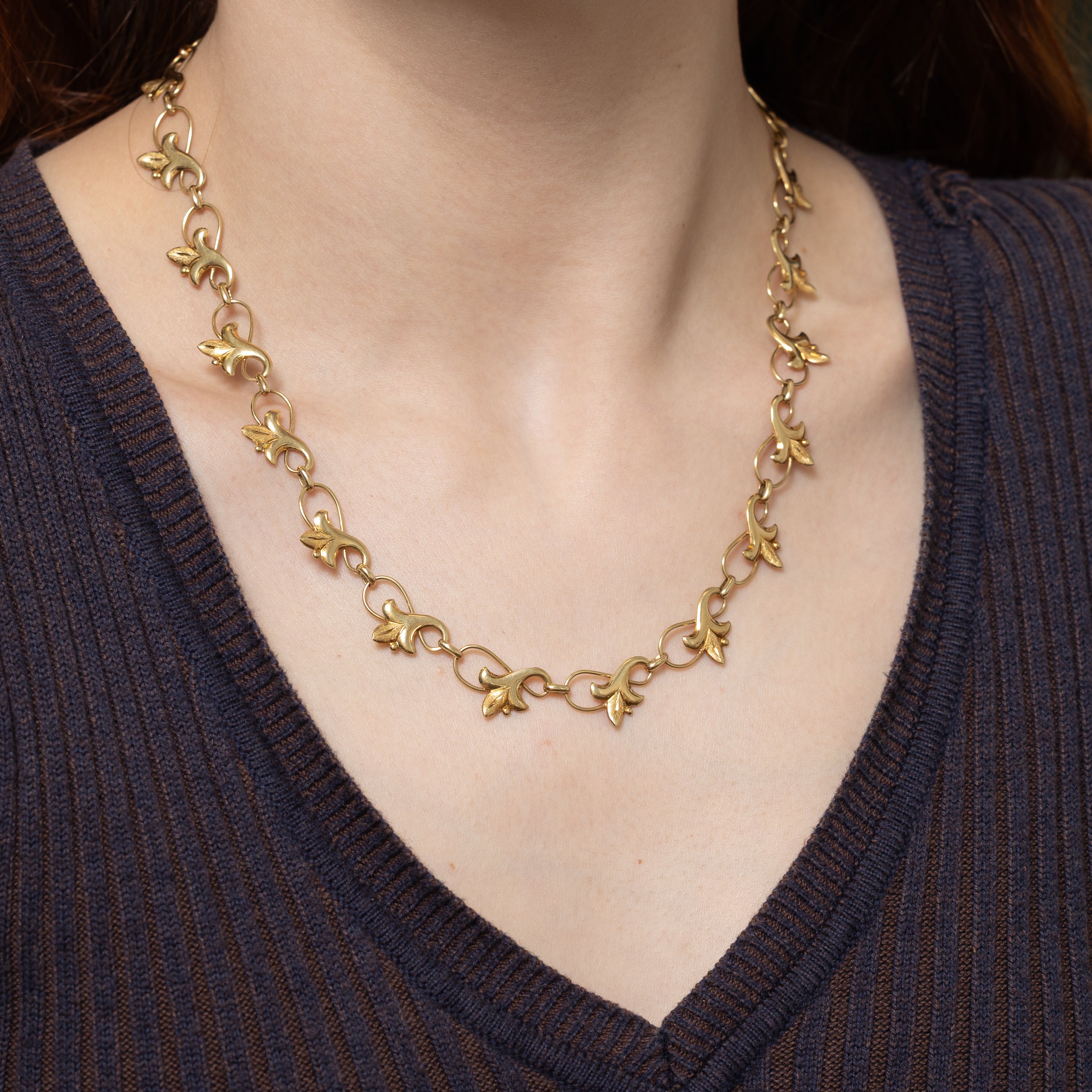 14k Yellow Gold Scrollwork Chain Necklace | 18.75"