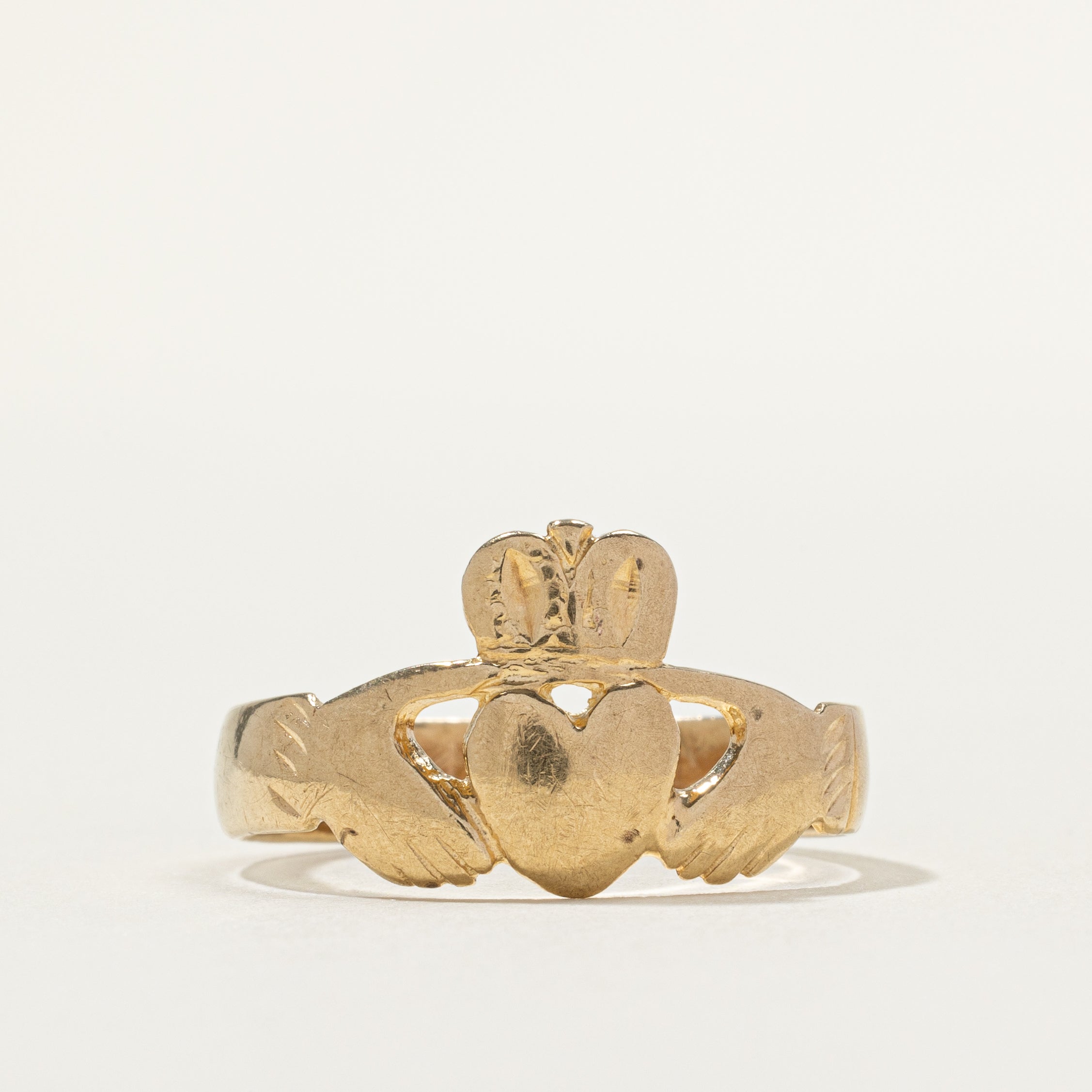 10k Yellow Gold Claddagh Ring | SZ 9.75
