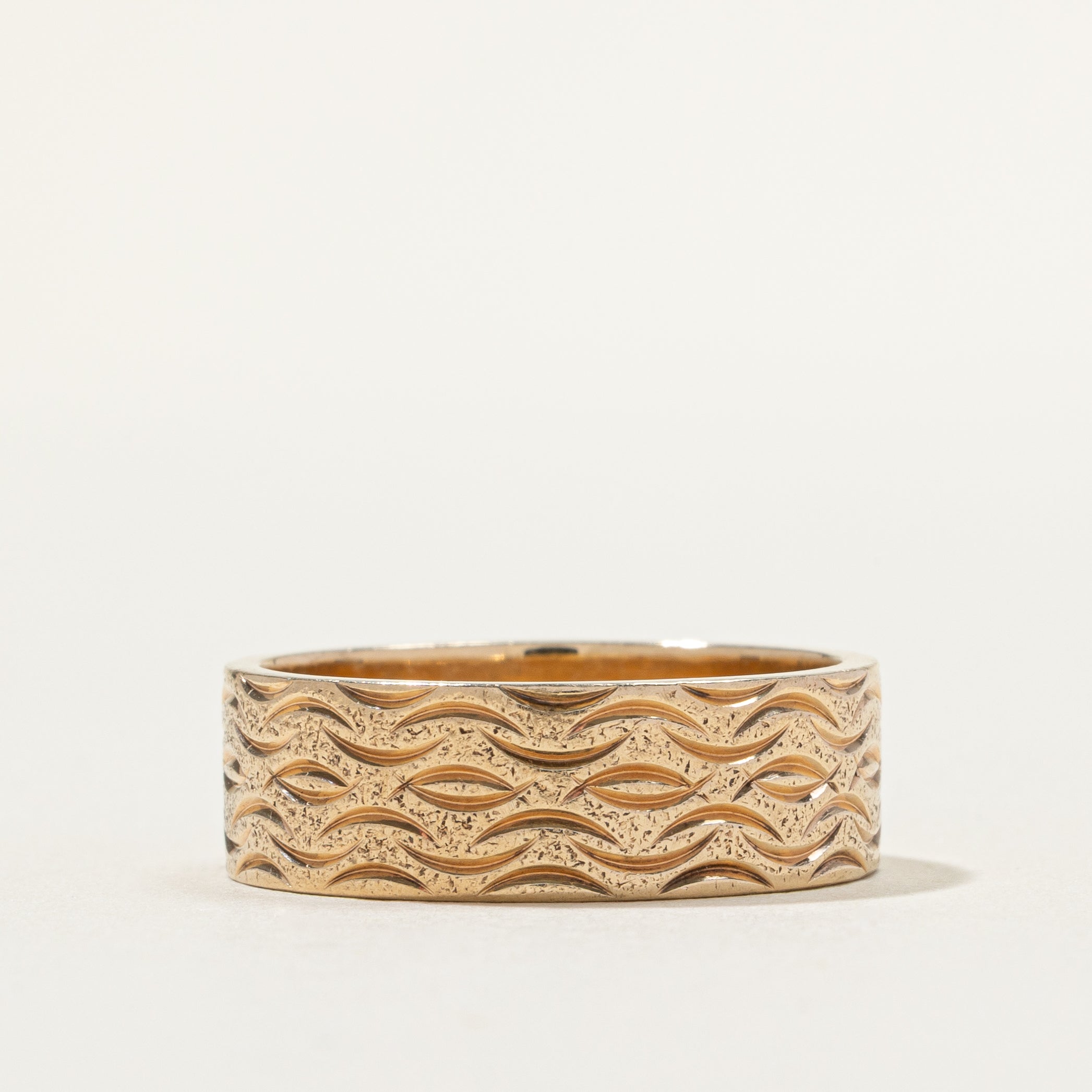 10k Yellow Gold Textured Band | 7.02mm | SZ 9