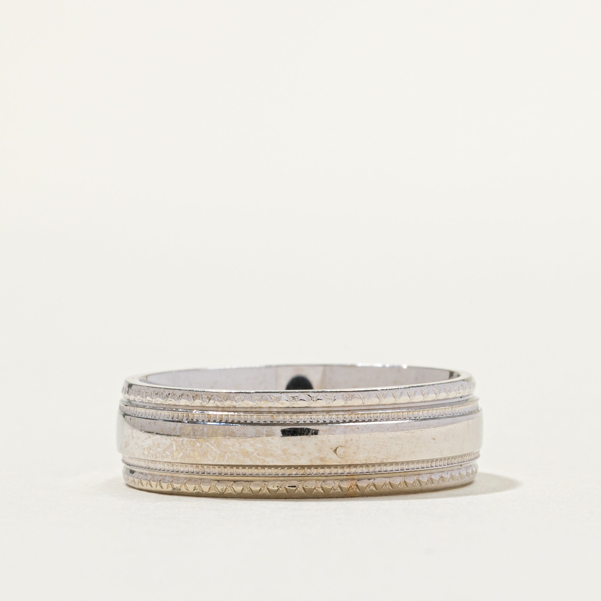 10k White Gold Textured Band | 6.14mm | SZ 8