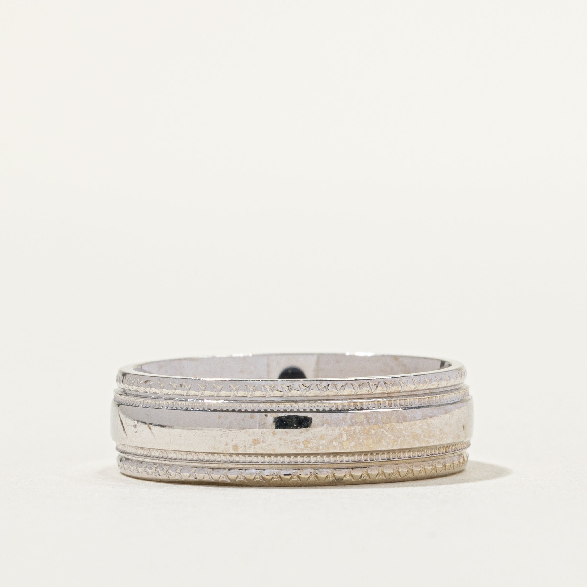 10k White Gold Textured Band | 6.14mm | SZ 8