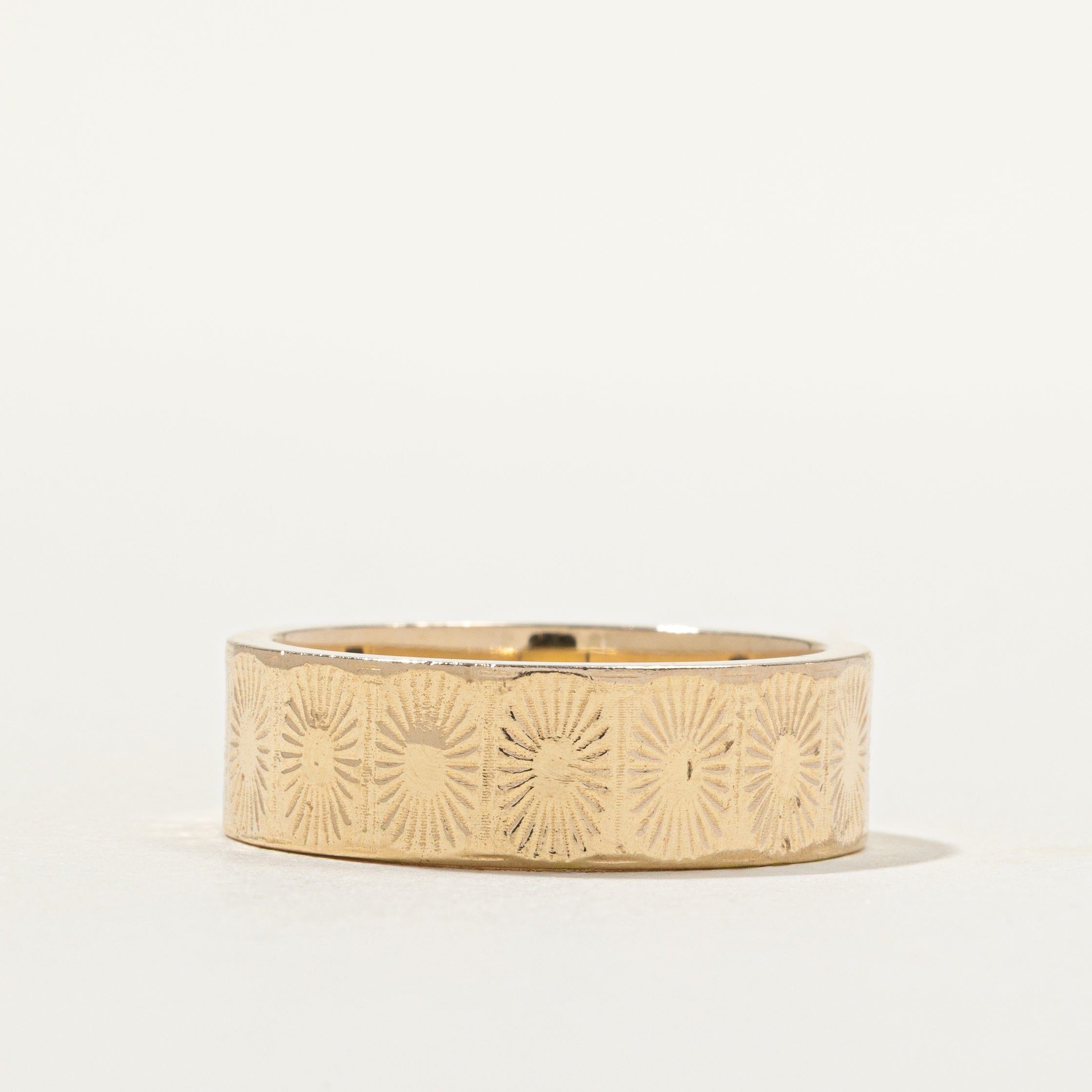 14k Yellow Gold Textured Band | 7.2mm | SZ 9.25