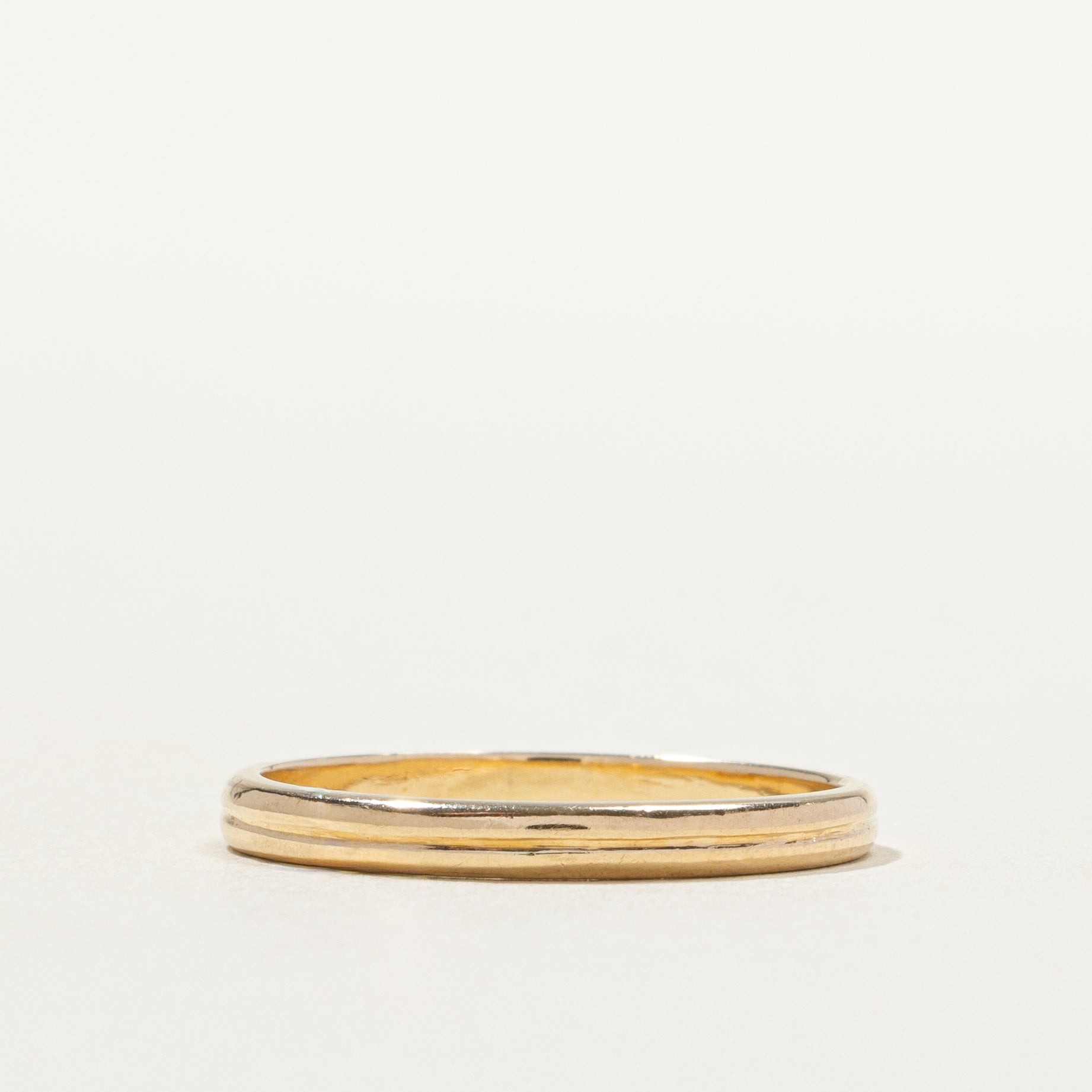 Alliance fine rainurée en or jaune 14 carats | 2,17 mm | Taille 5,75