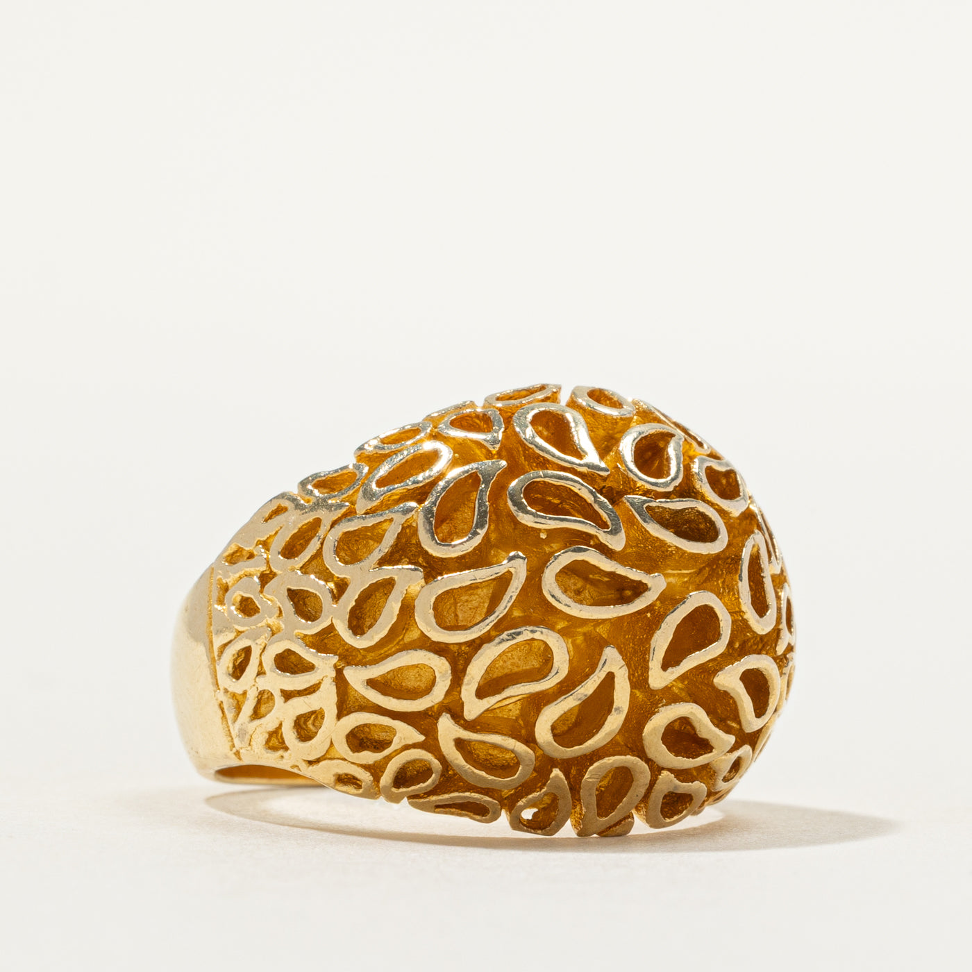 18k Yellow Gold Textured Dome Ring | SZ 7.5