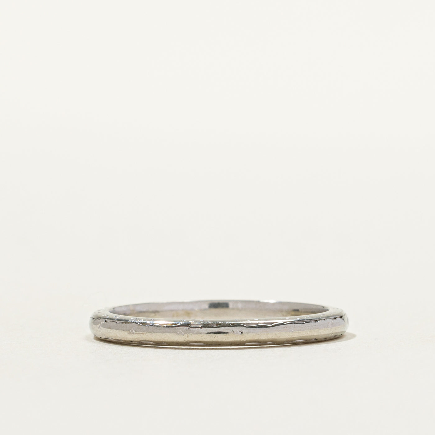 18k White Gold Textured Band | 2.09mm | SZ 6.5