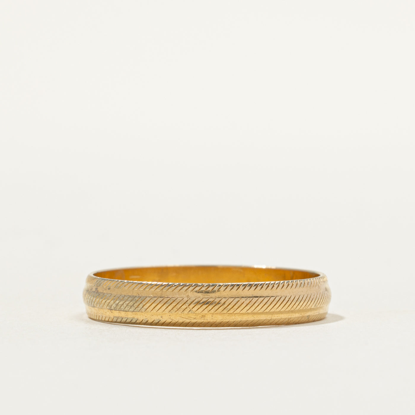 18k Yellow Gold Textured Band | 3.93mm | SZ 11