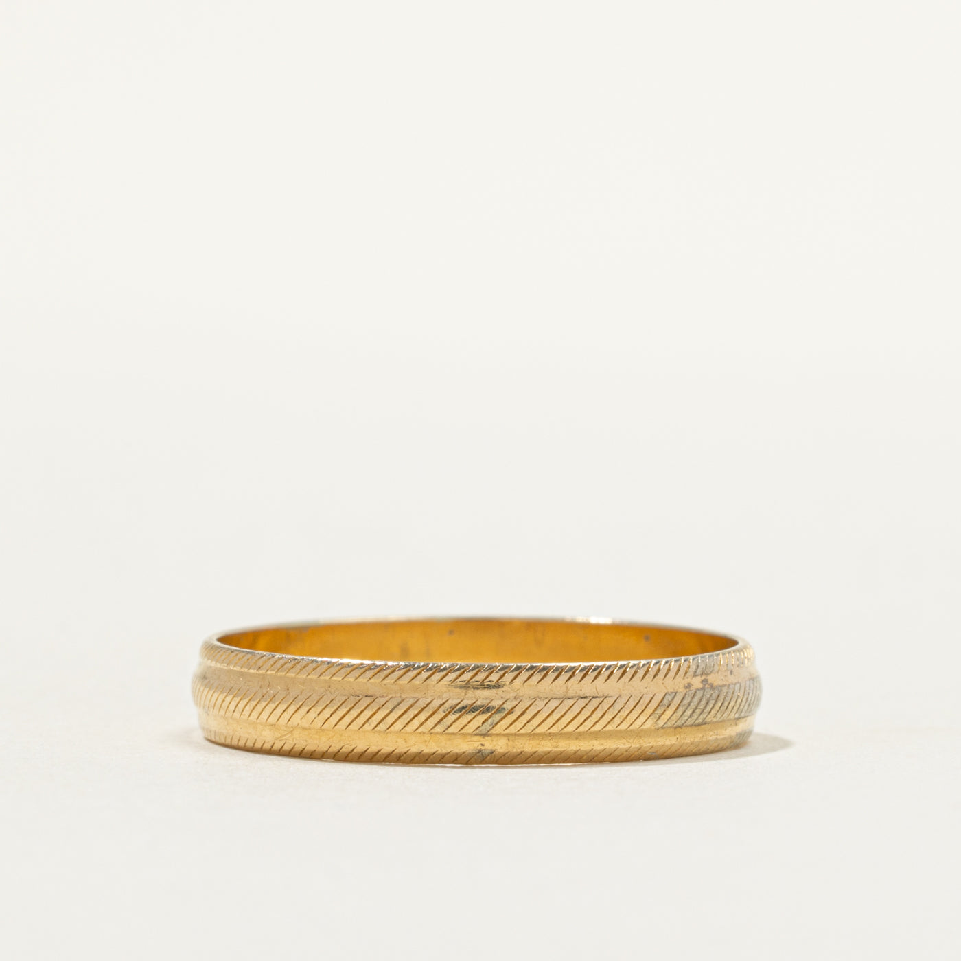18k Yellow Gold Textured Band | 3.93mm | SZ 11