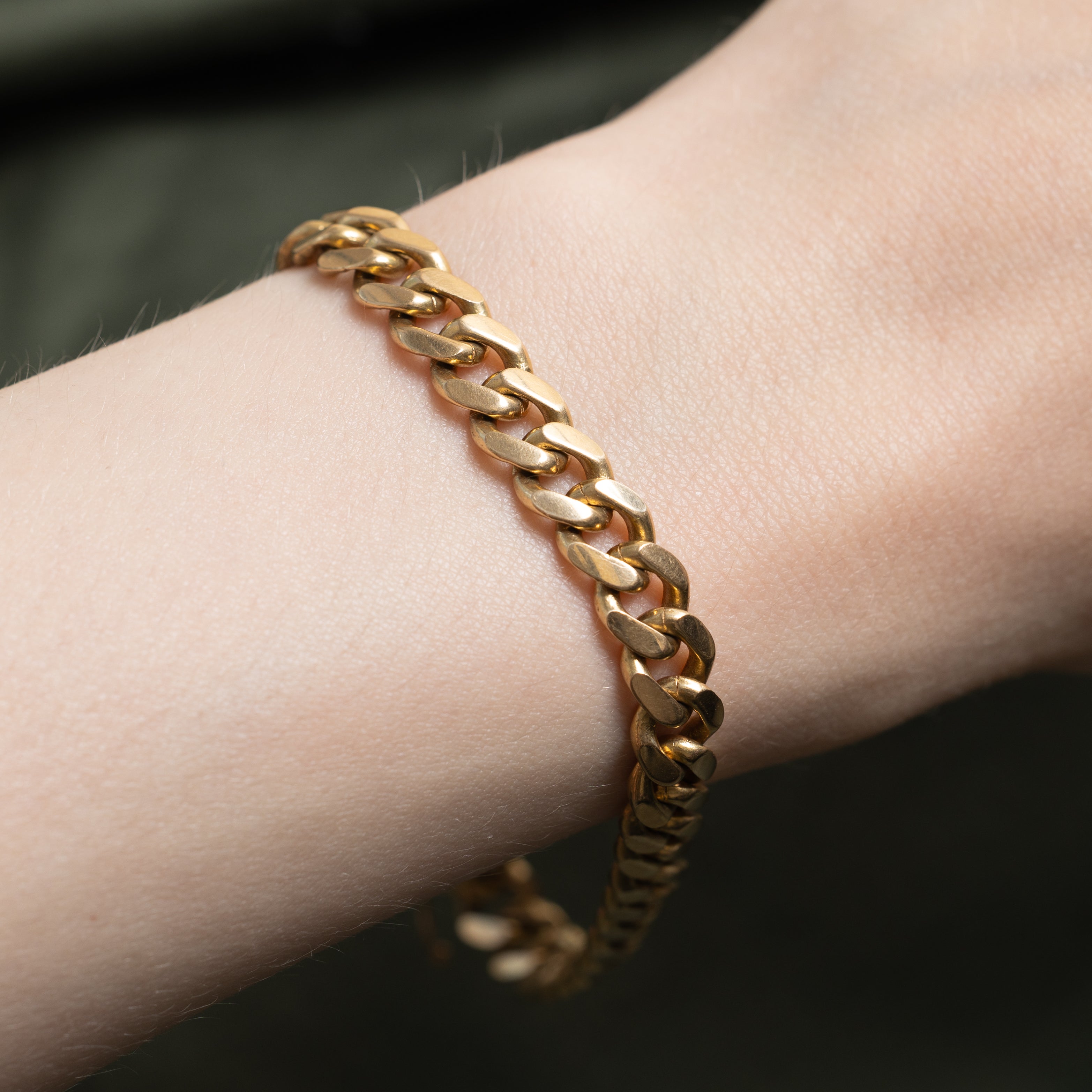Italian 14k Yellow Gold Curb Link Chain Bracelet | 8"