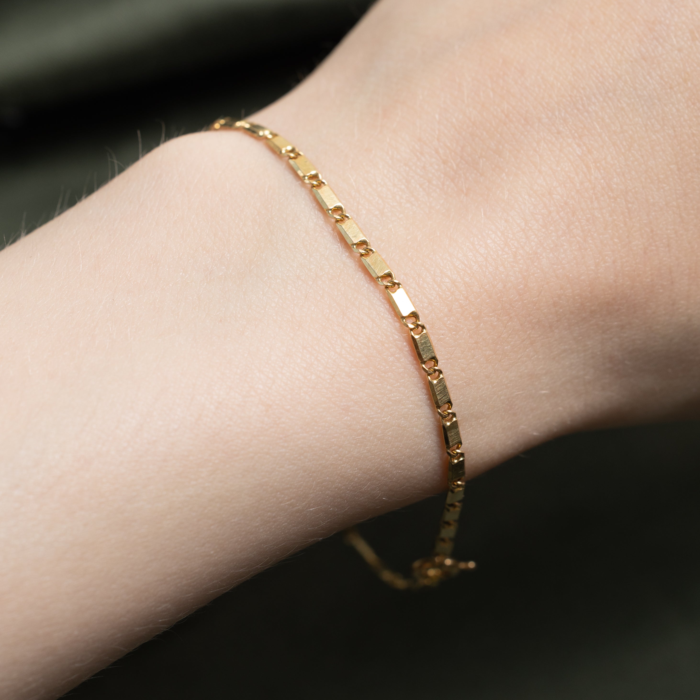 18k Yellow Gold Anchor Chain Bracelet | 7.5"