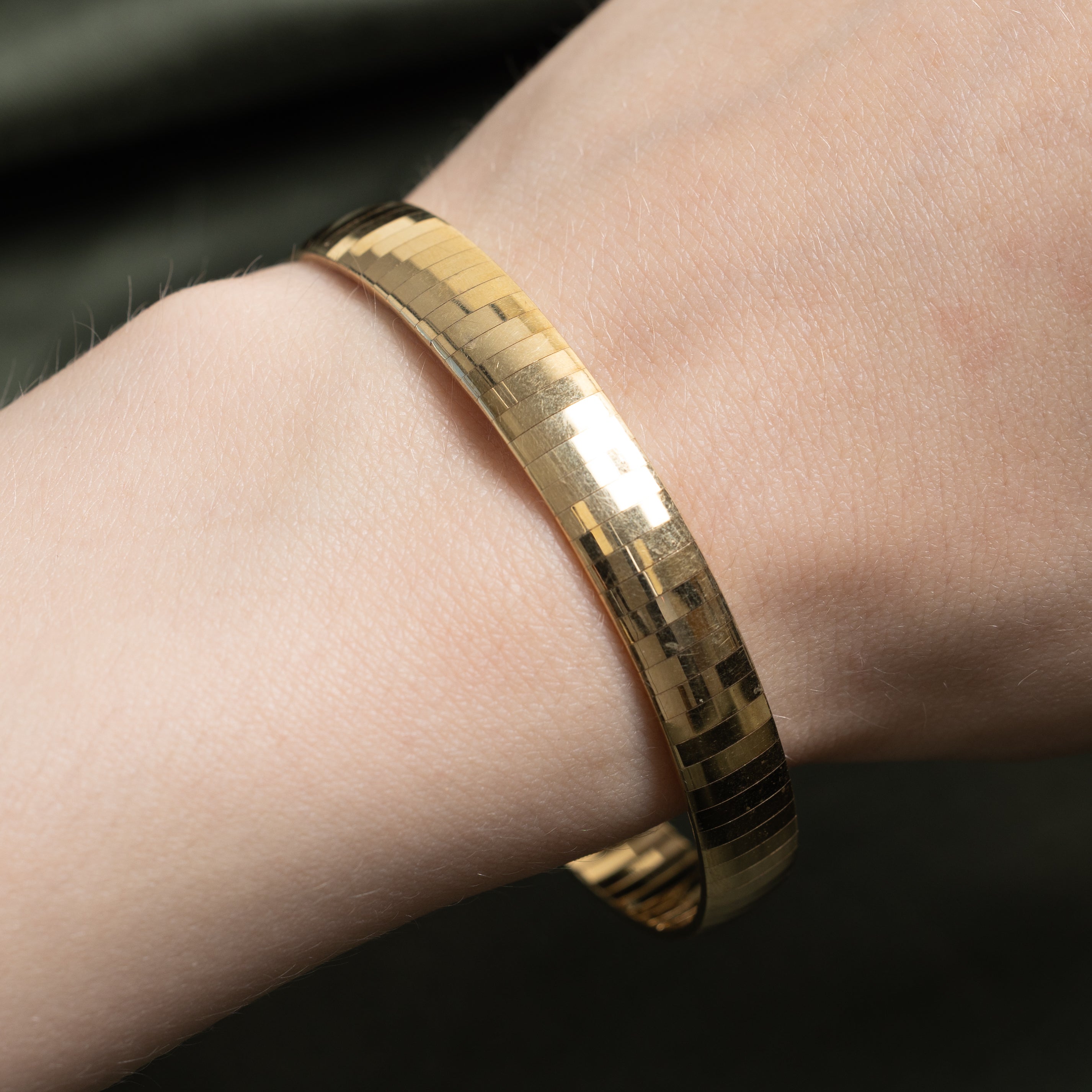 14k Yellow Gold Omega Bracelet | 7"