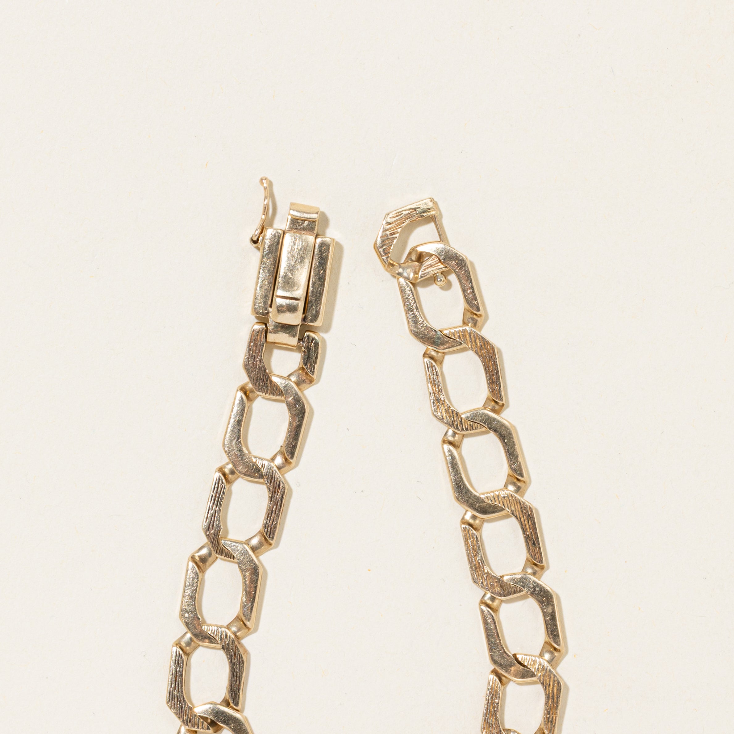 10k Yellow Gold Textured Curb Link Bracelet | 7.5"